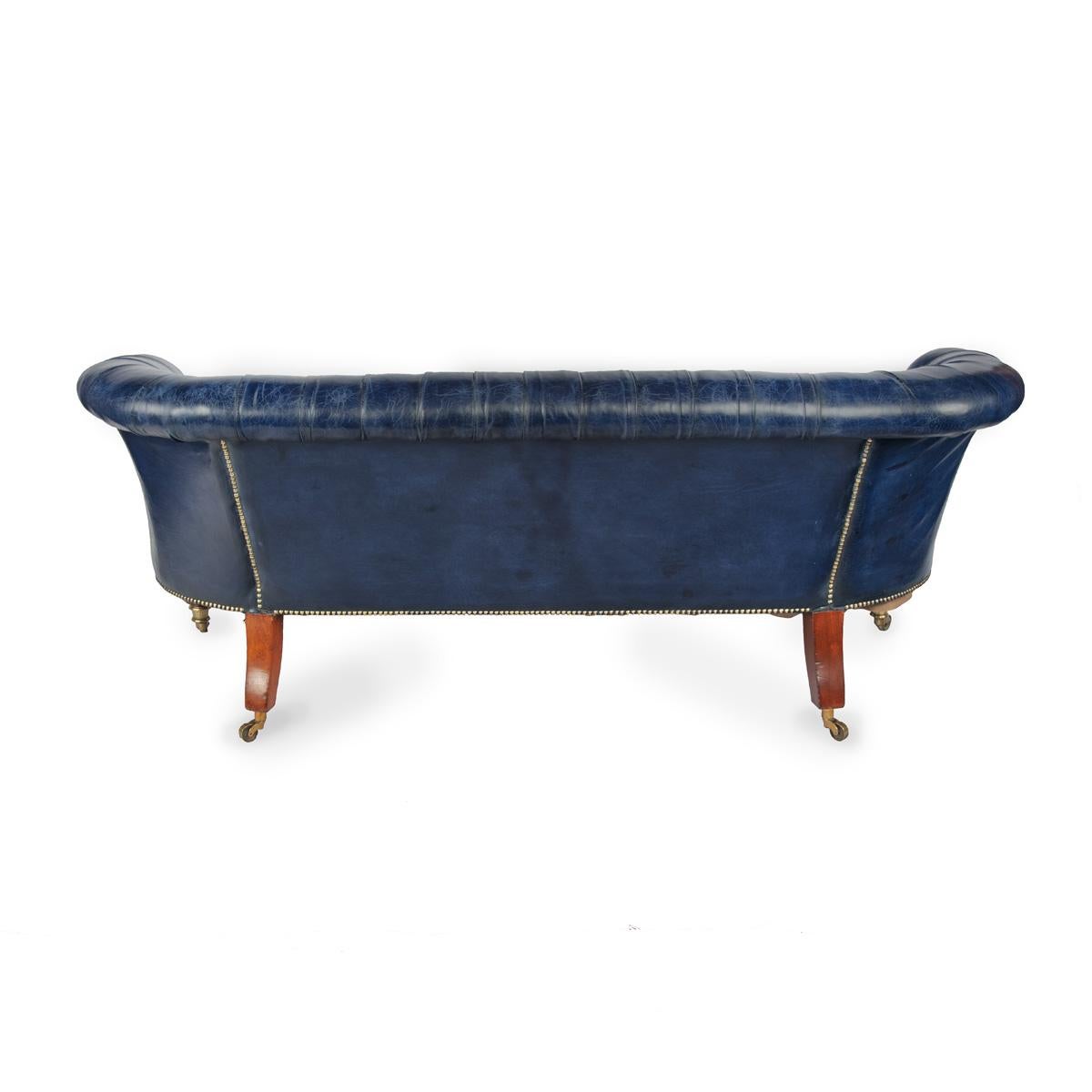 Mitte viktorianisches Mahagoni-Sofa mit drei Sitzern im Zustand „Gut“ im Angebot in Lymington, Hampshire