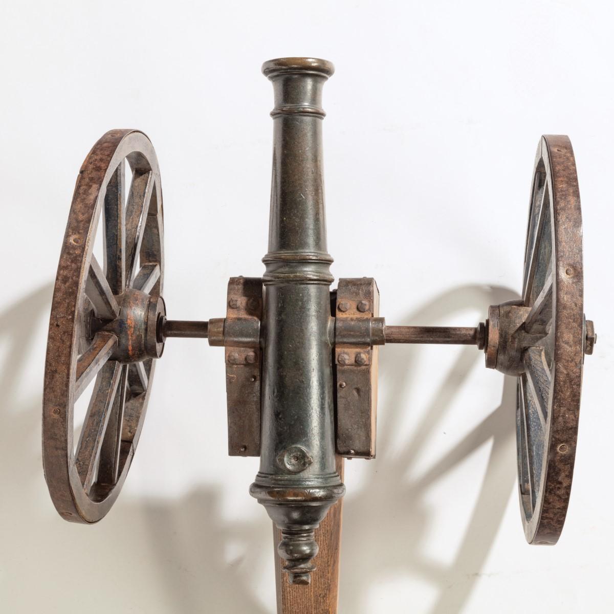 Mid-Victorian Model of a Field Cannon For Sale 3