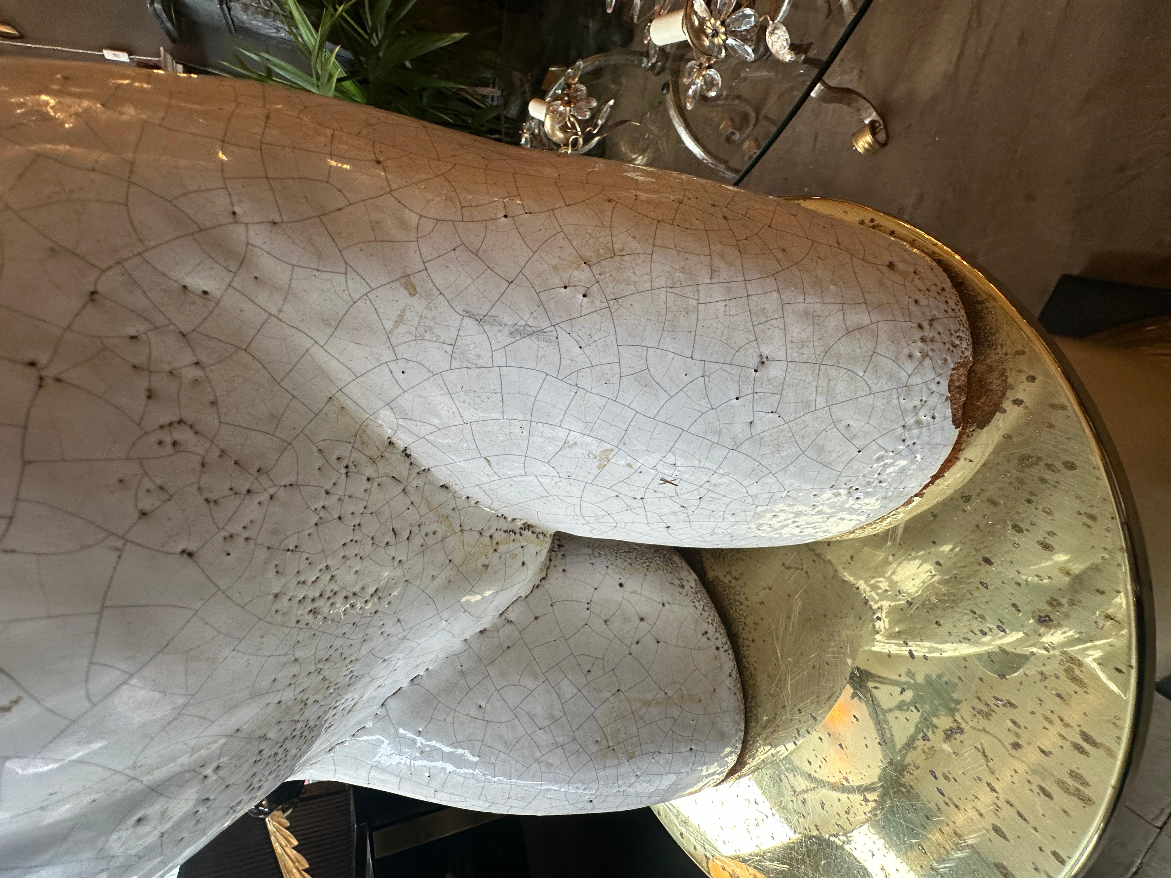 Buste de bondage français en terre cuite émaillée craquelée du milieu du siècle en vente 3