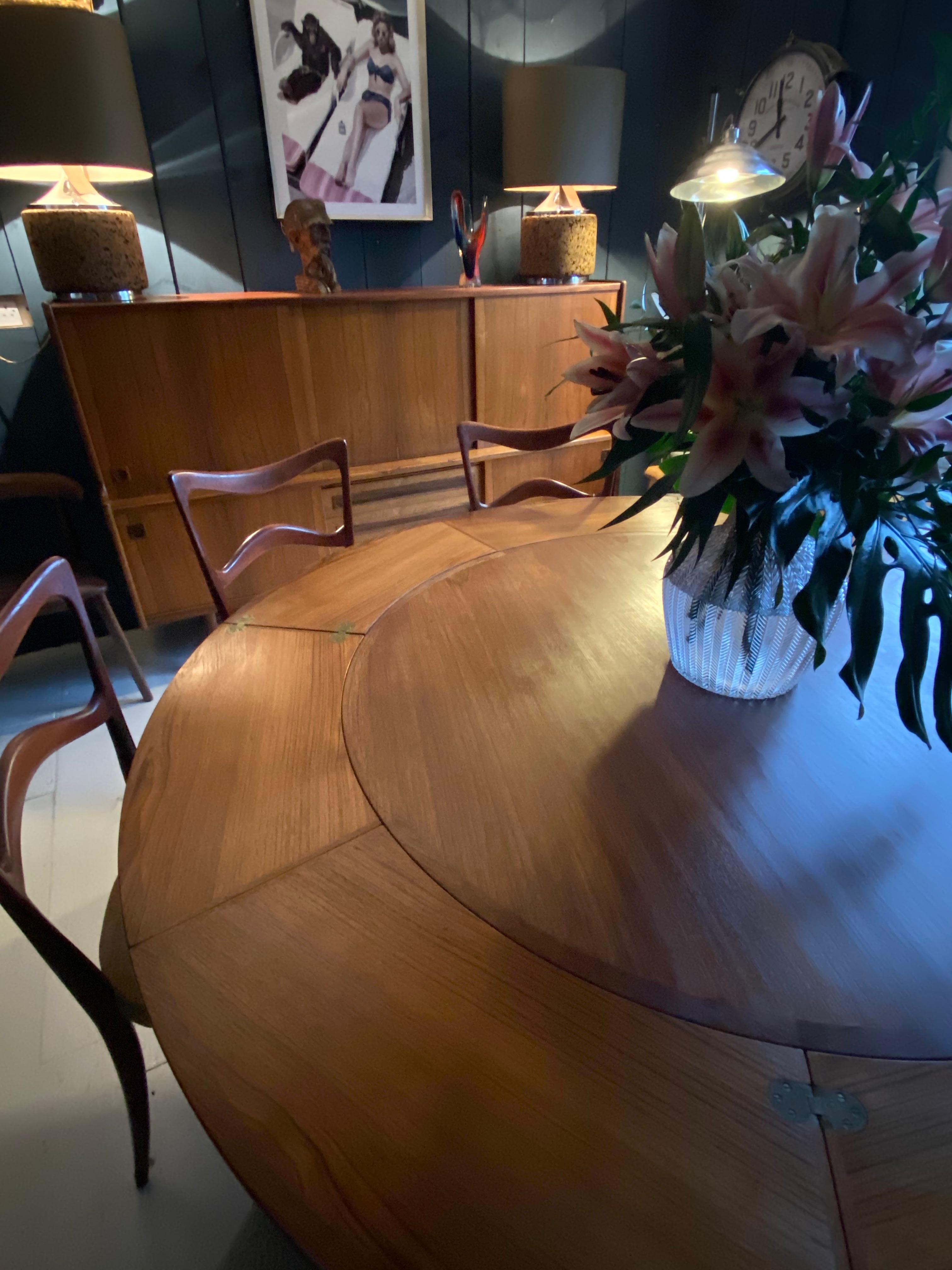 Midcentury Danish Teak Circular Extendable Flip-Flap Dining Table by Dyrlund 7