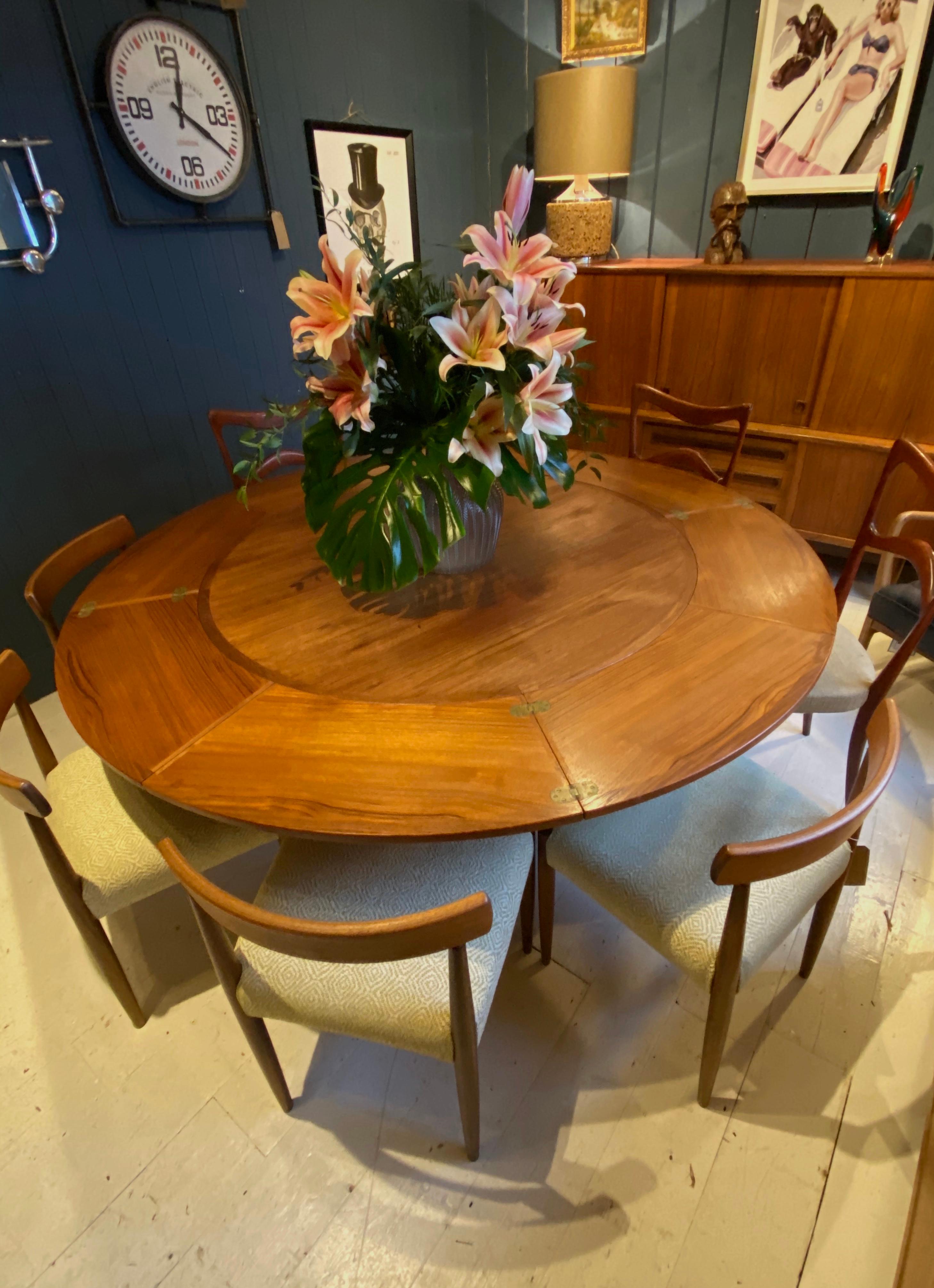 Midcentury Danish Teak Circular Extendable Flip-Flap Dining Table by Dyrlund 4