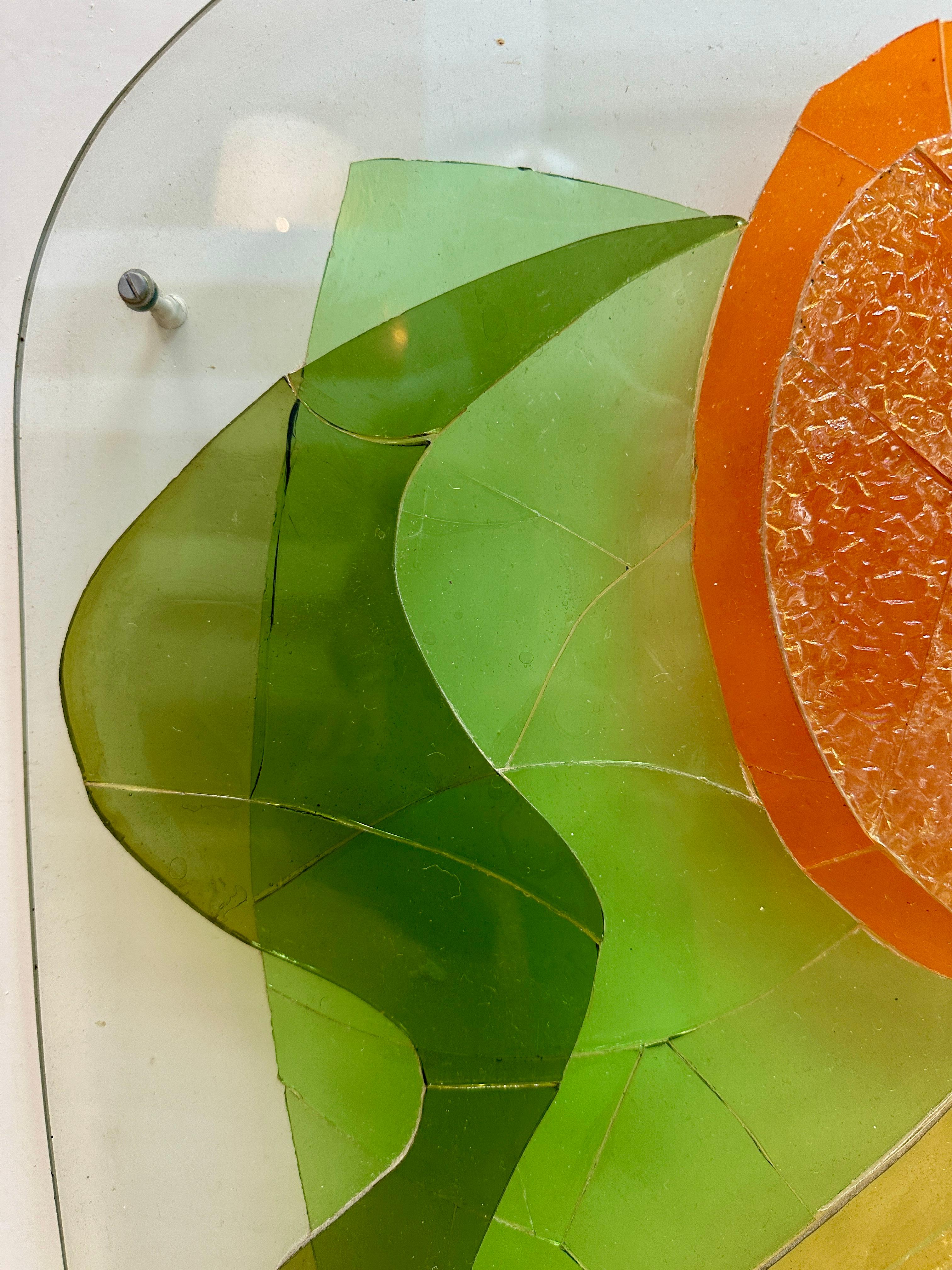 Ein Midcentury Vibrant Dekorative Glas Stück Wandkunst im Angebot 1