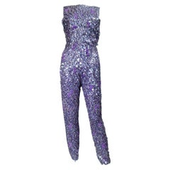 Ein Mila Schön Couture Pailletten bestickter Hosenanzug CIRCA 1968