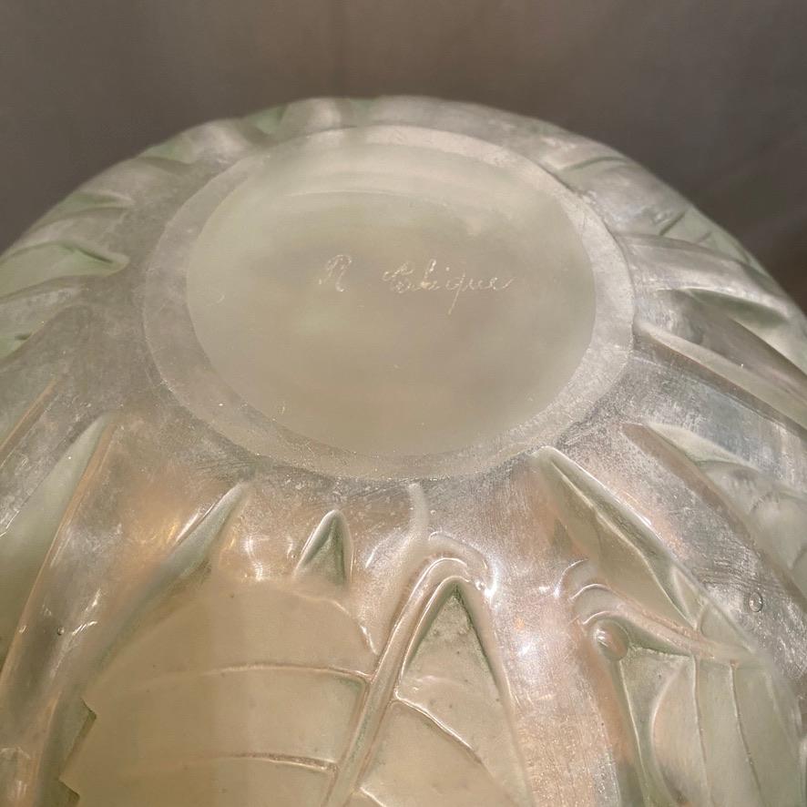 A Milan vase by R.Lalique  For Sale 1