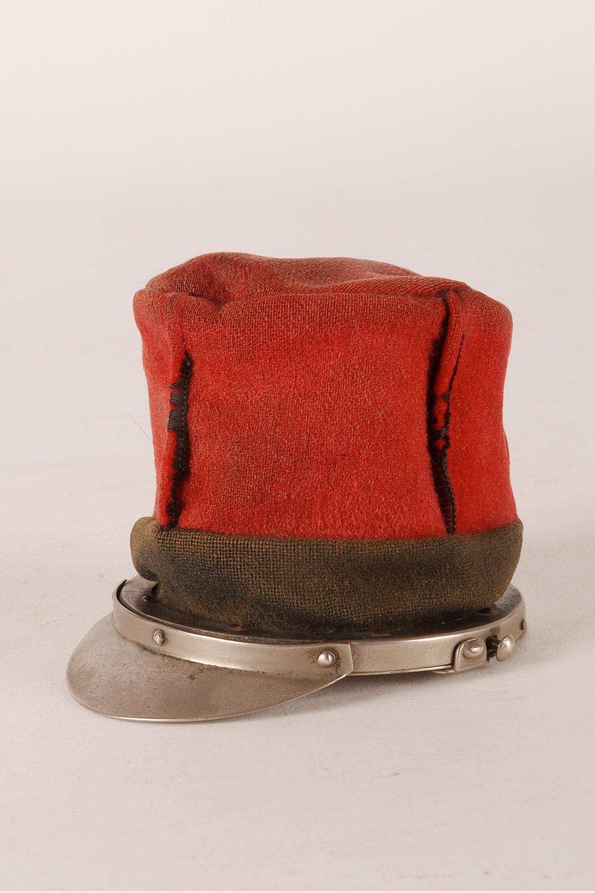 20th Century A military cap snuffbox, Paris, France beginning of 20th century. For Sale
