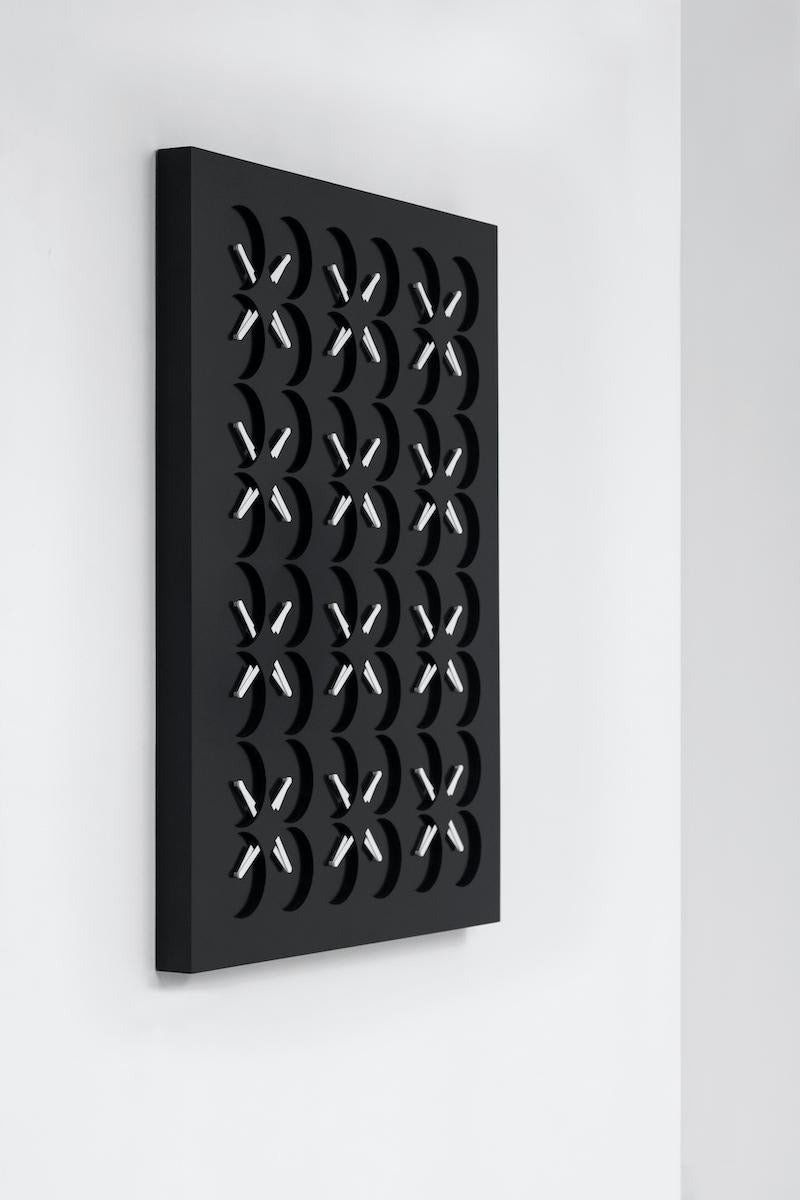 kinetic wall clock