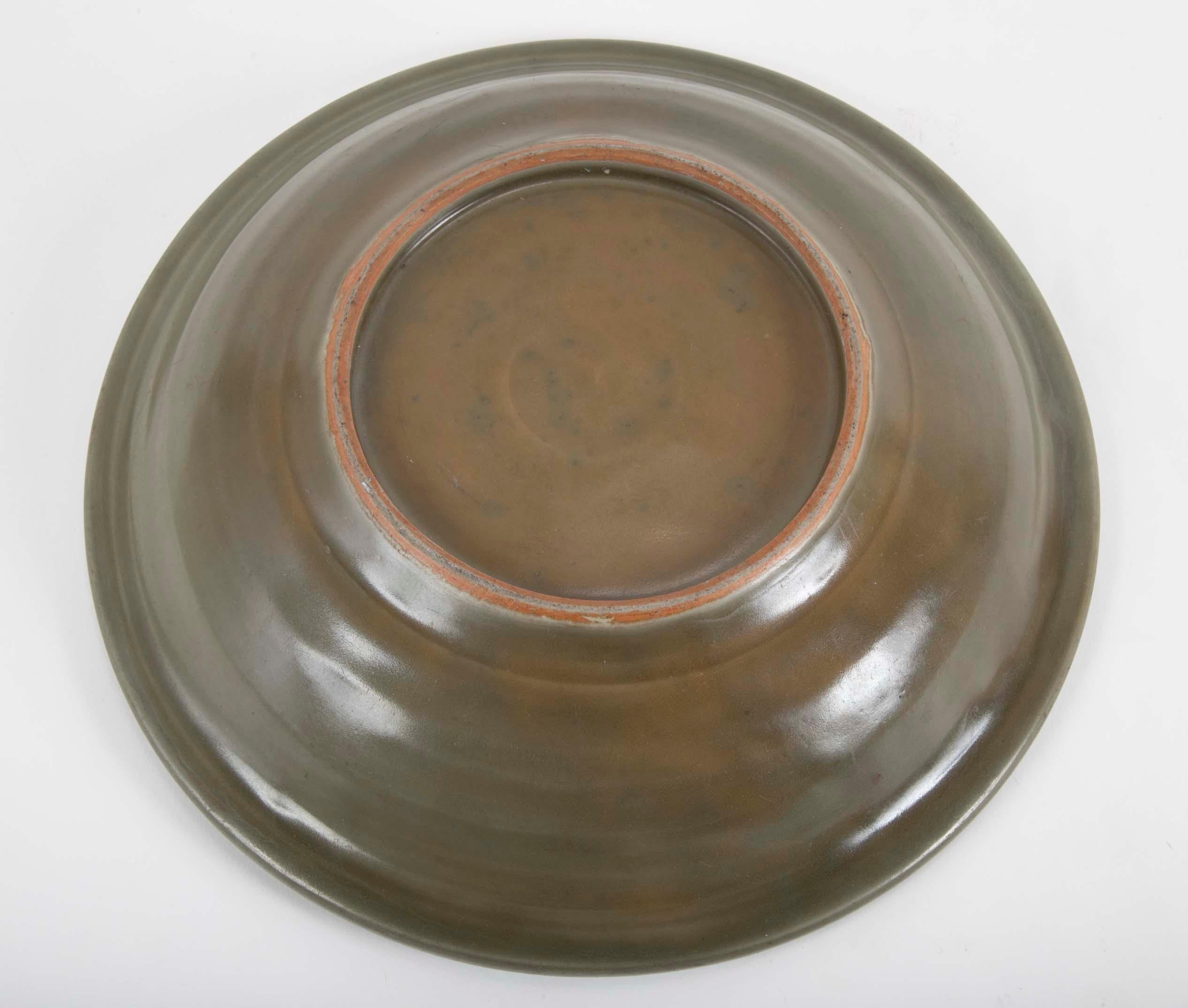 18th Century and Earlier Ming Dynasty Longquan Celadon Glazed Charger For Sale