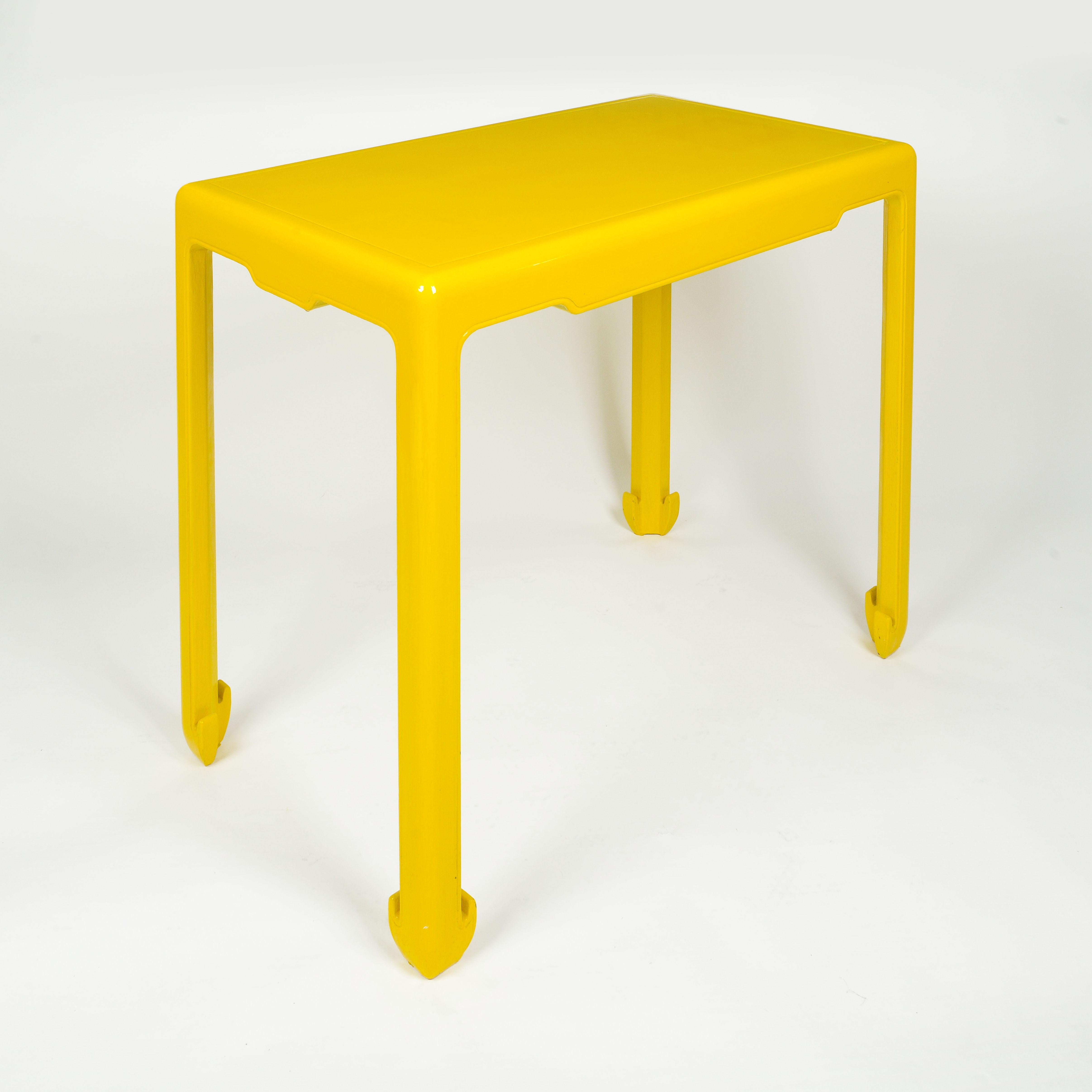 A Ming Style Yellow Lacquer Console Table In Good Condition For Sale In New York, NY