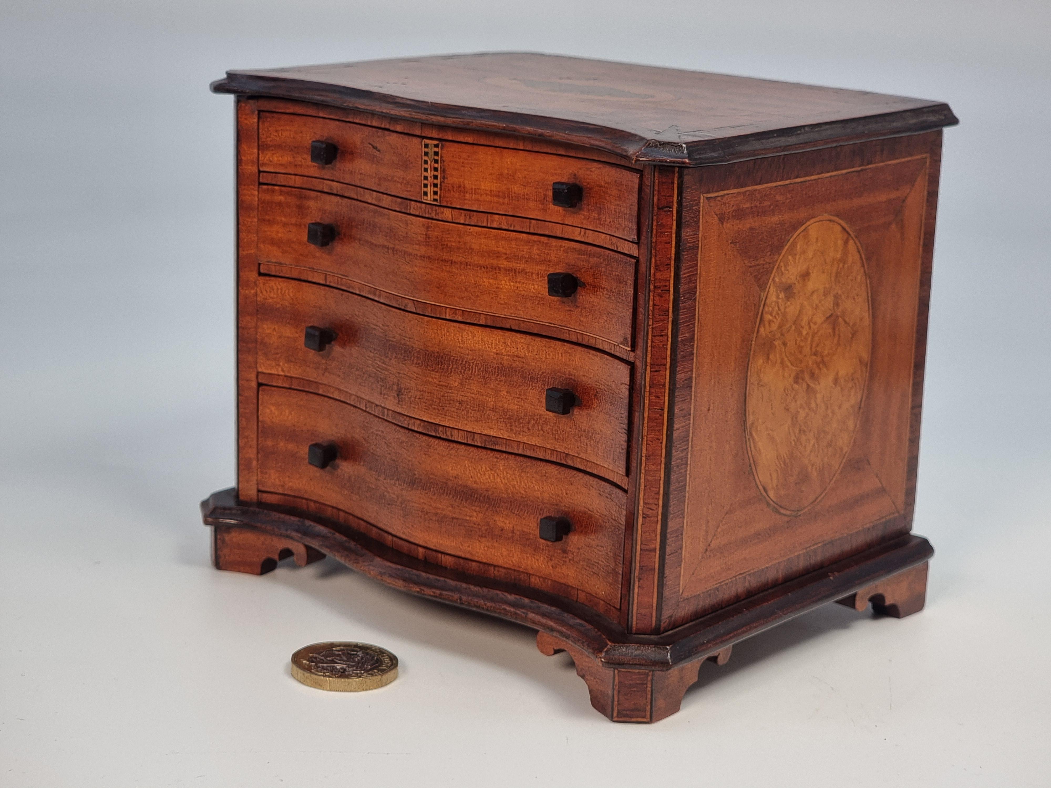 A miniature 18th C style mahogany English serpentine chest of drawers 1907 For Sale 4