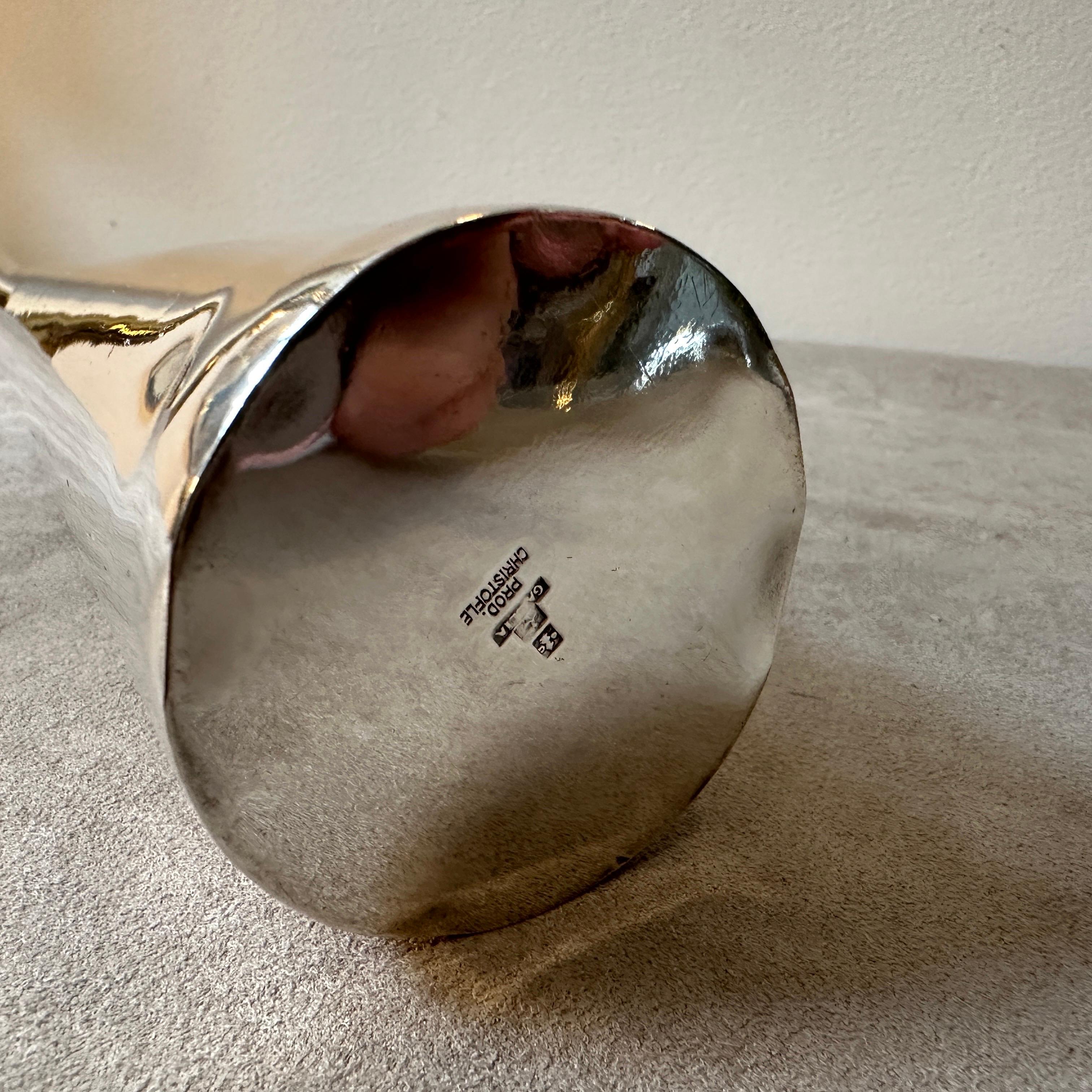 A Minimalist Cardinale Vase Designed by Lino Sabattini for Christofle, 1960s In Good Condition For Sale In Aci Castello, IT