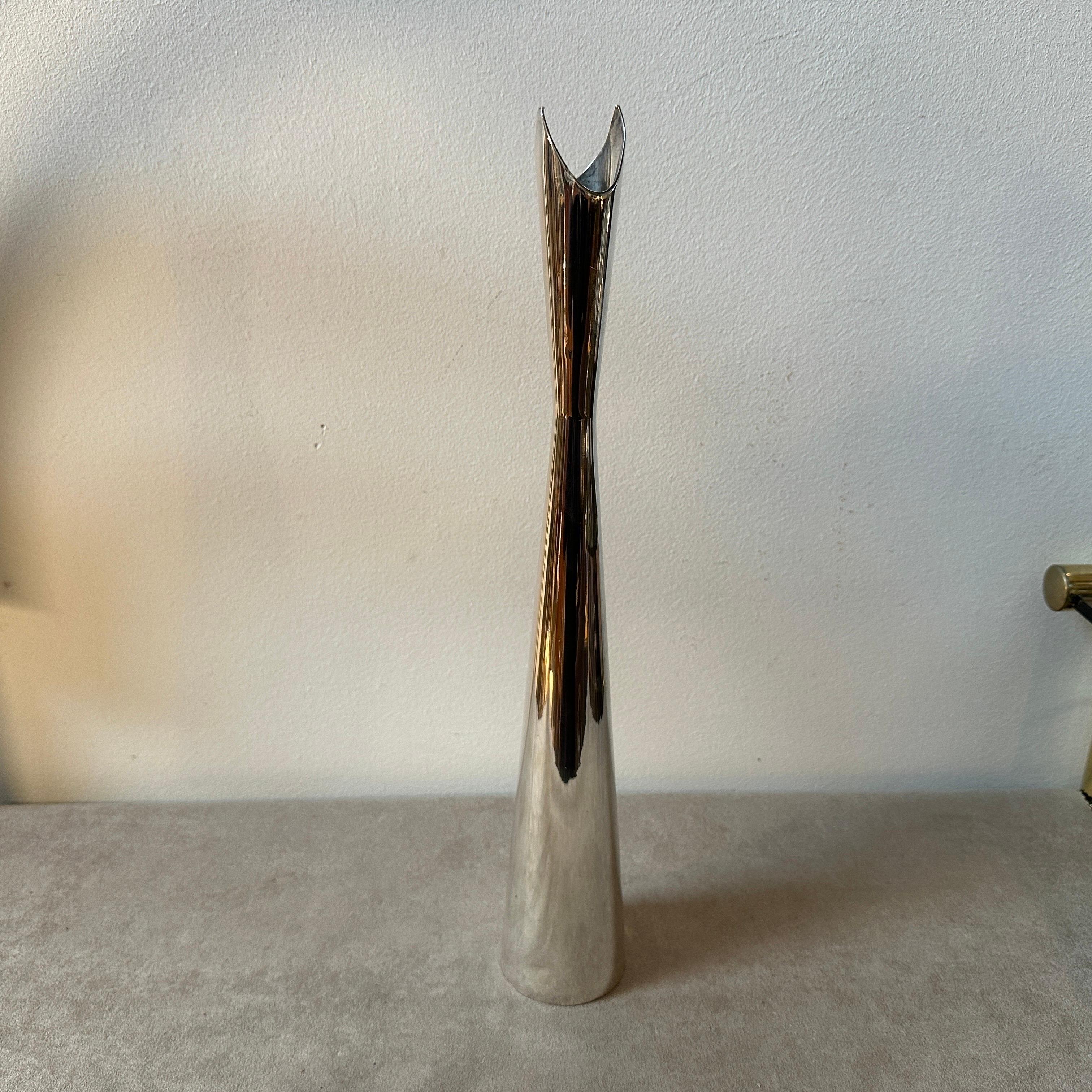 A Minimalist Cardinale Vase Designed by Lino Sabattini for Christofle, 1960s For Sale 1