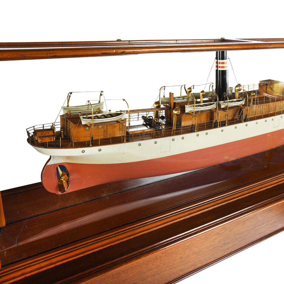 Un modelo de astillero con fondo de espejo del 'S.S. Scott', por Garston de Liverpool, 1904 en venta 3
