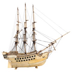 Modèle de bateau à voile de guerre, fabriqué à partir d'os, Royaume-Uni, 1793-1815
