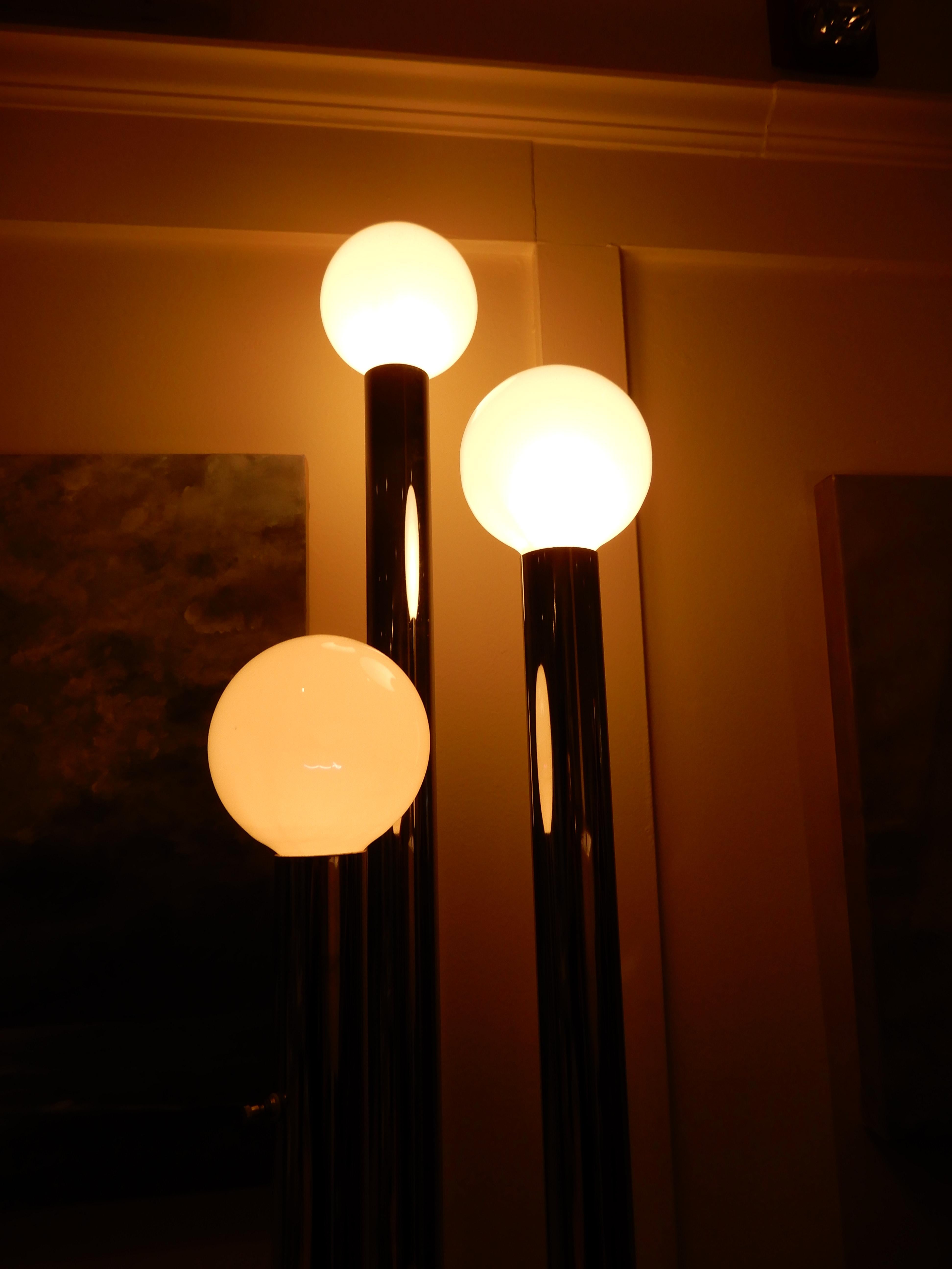 Modern 1960s Chrome and Lucite Three Globe Floor Lamp at 1stDibs ...