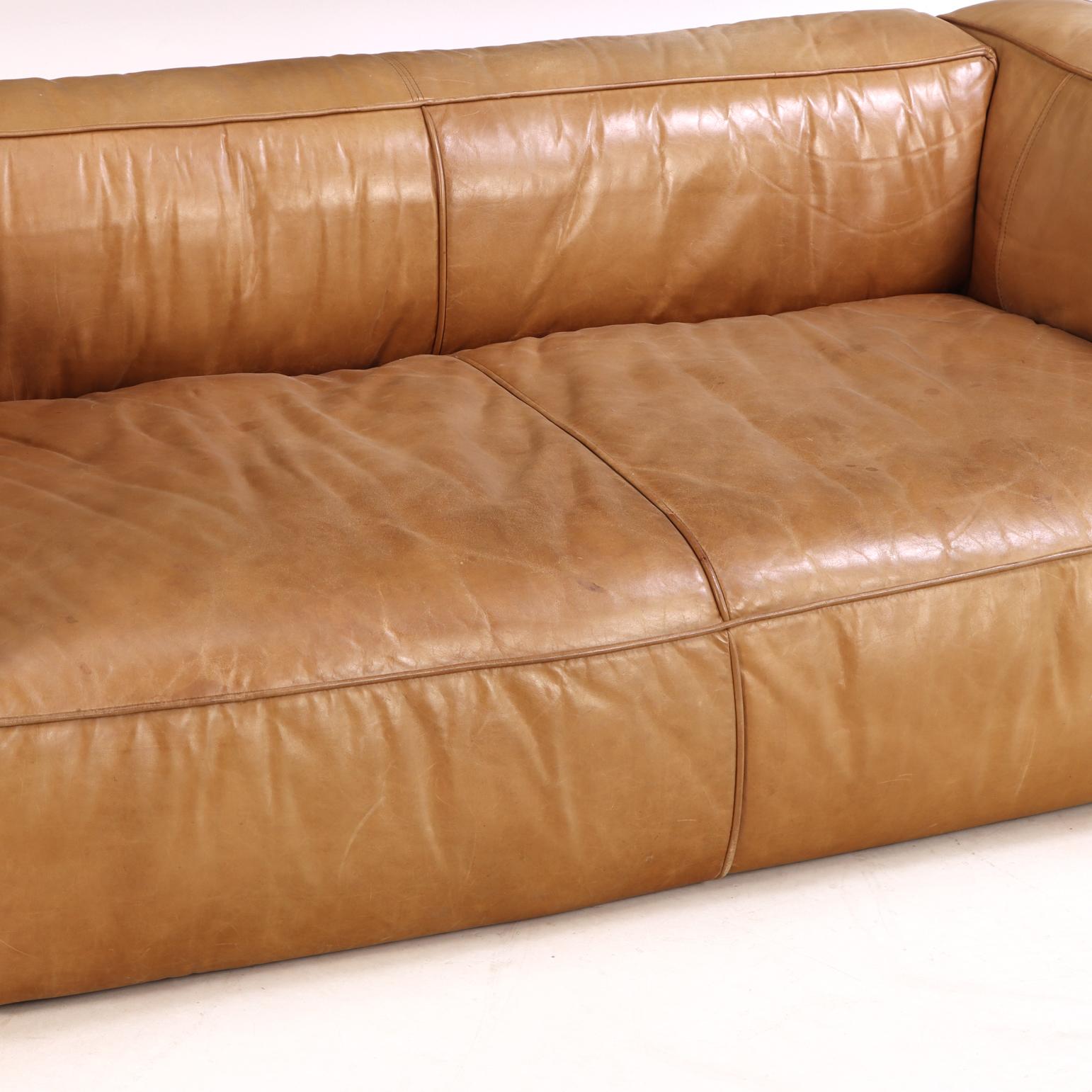 20th Century A modern French leather sofa, C. 1975. For Sale