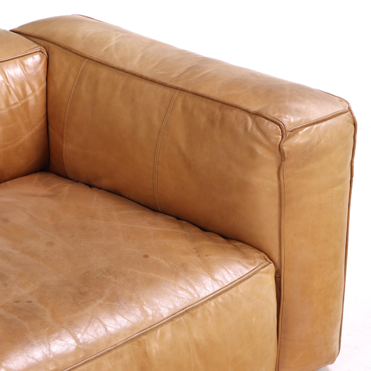 A modern French leather sofa, C. 1975. For Sale 1