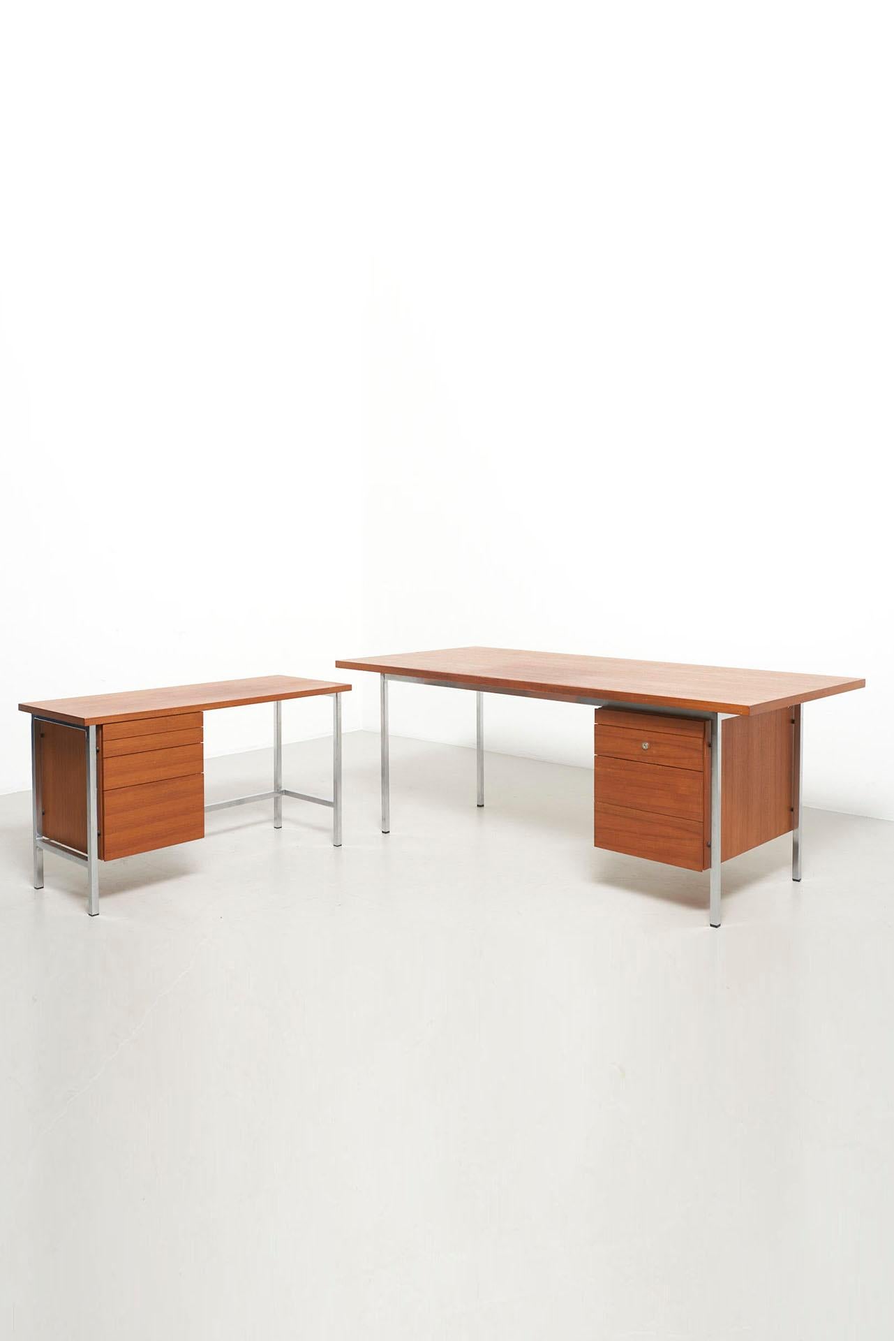 Modernist Corner Desk Florence Knoll For Sale 3