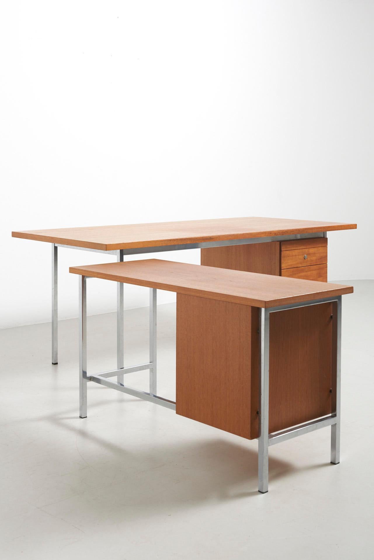 Modernist Corner Desk Florence Knoll For Sale 6