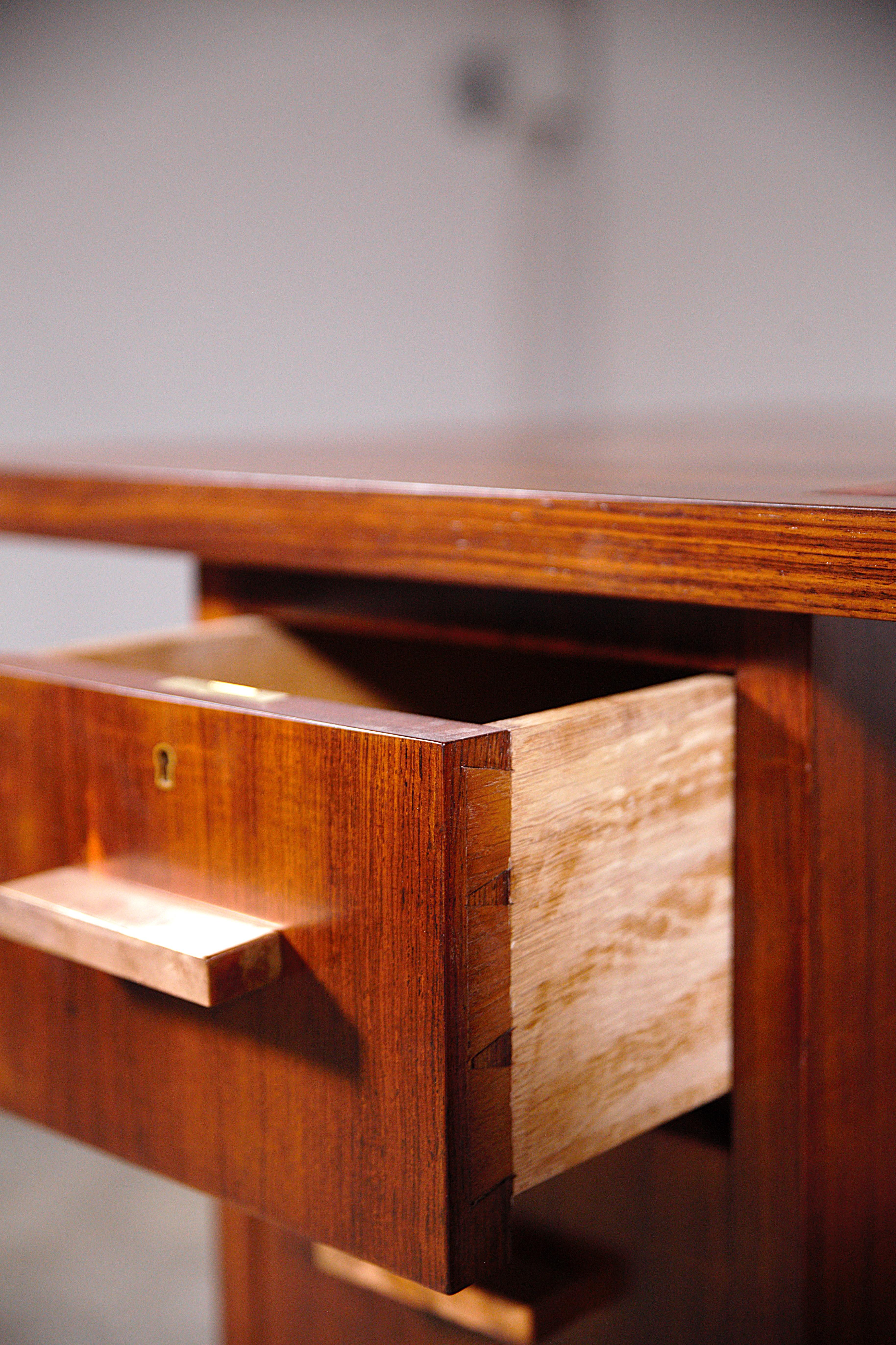 Bureau moderniste France des années 1930 en vente 10