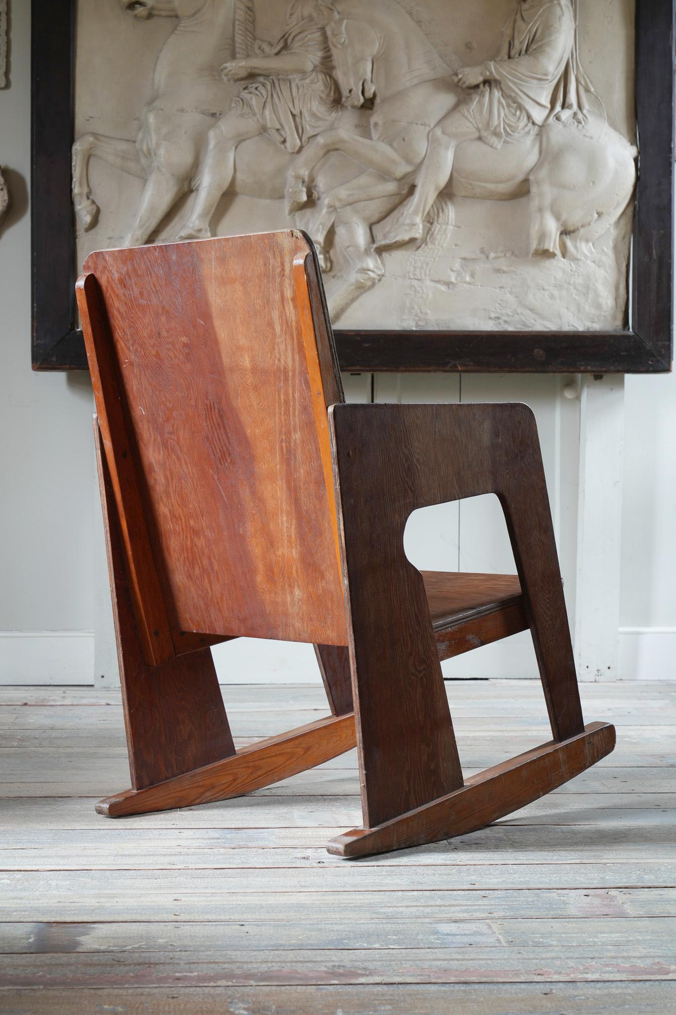 Dry untreated plywood and pine.

Unknown maker but clearly influenced by the work of Axel Einar Hjoth, Alvar Aalto, Gerald Summers and Marcel Breuer.

Anon, 1930s. 