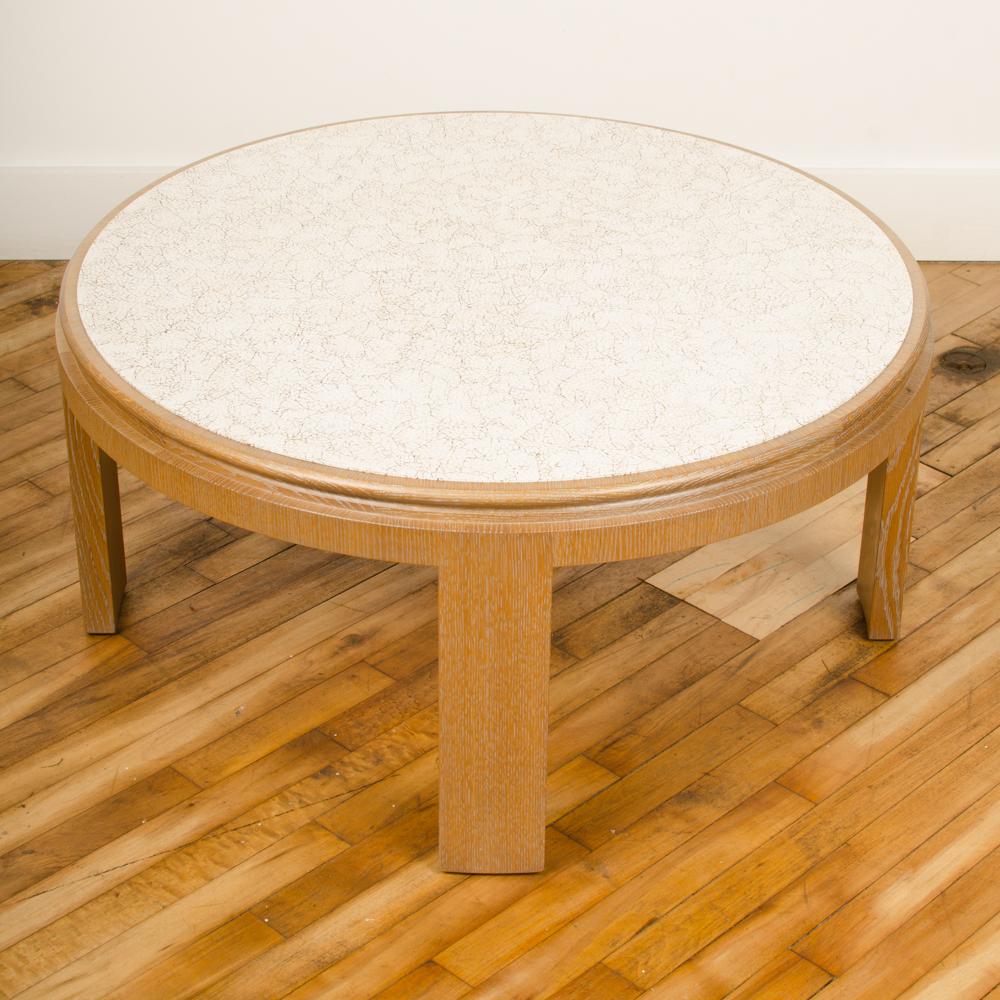 Modernist Round Cocktail Table with a Surface of Delicate Eggshell Fragments In Good Condition For Sale In Philadelphia, PA