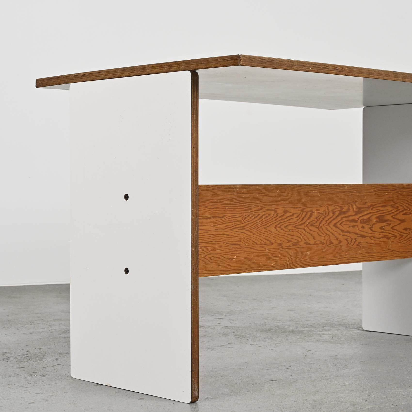 Table modulaire de Pierre Guariche pour la Plagne, circa 1968 3