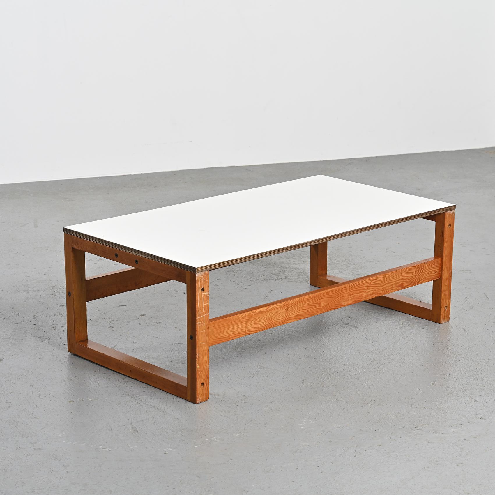 Table modulaire de Pierre Guariche pour la Plagne, vers 1968 en vente 5