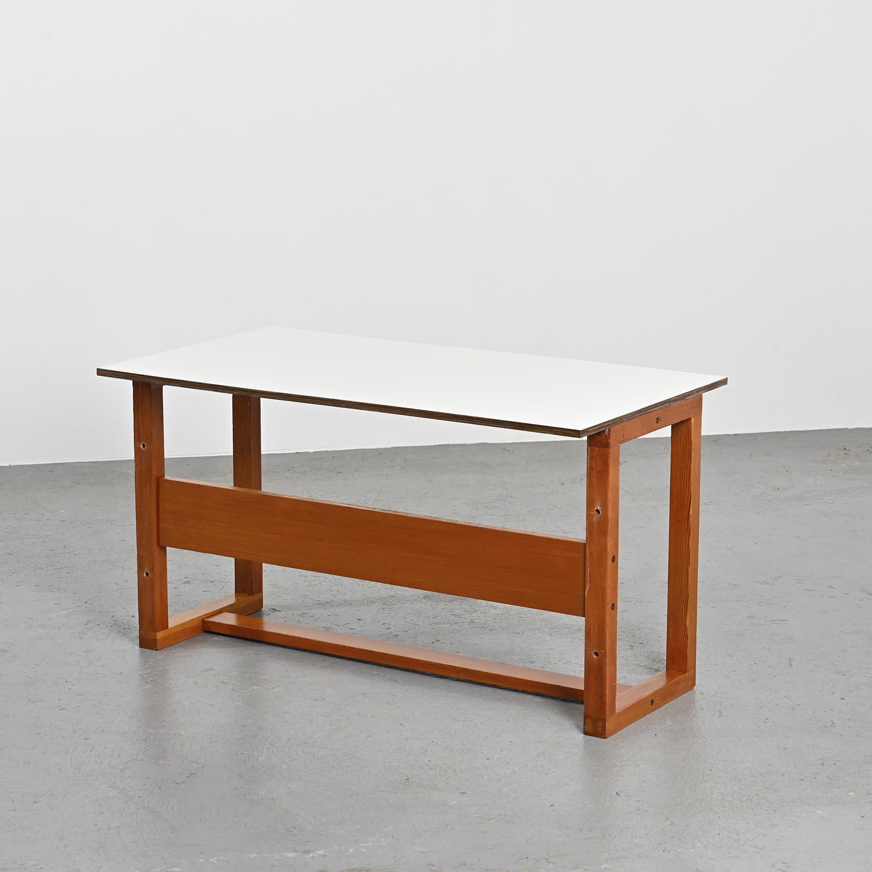 Table modulaire de Pierre Guariche pour la Plagne, vers 1968 en vente 6