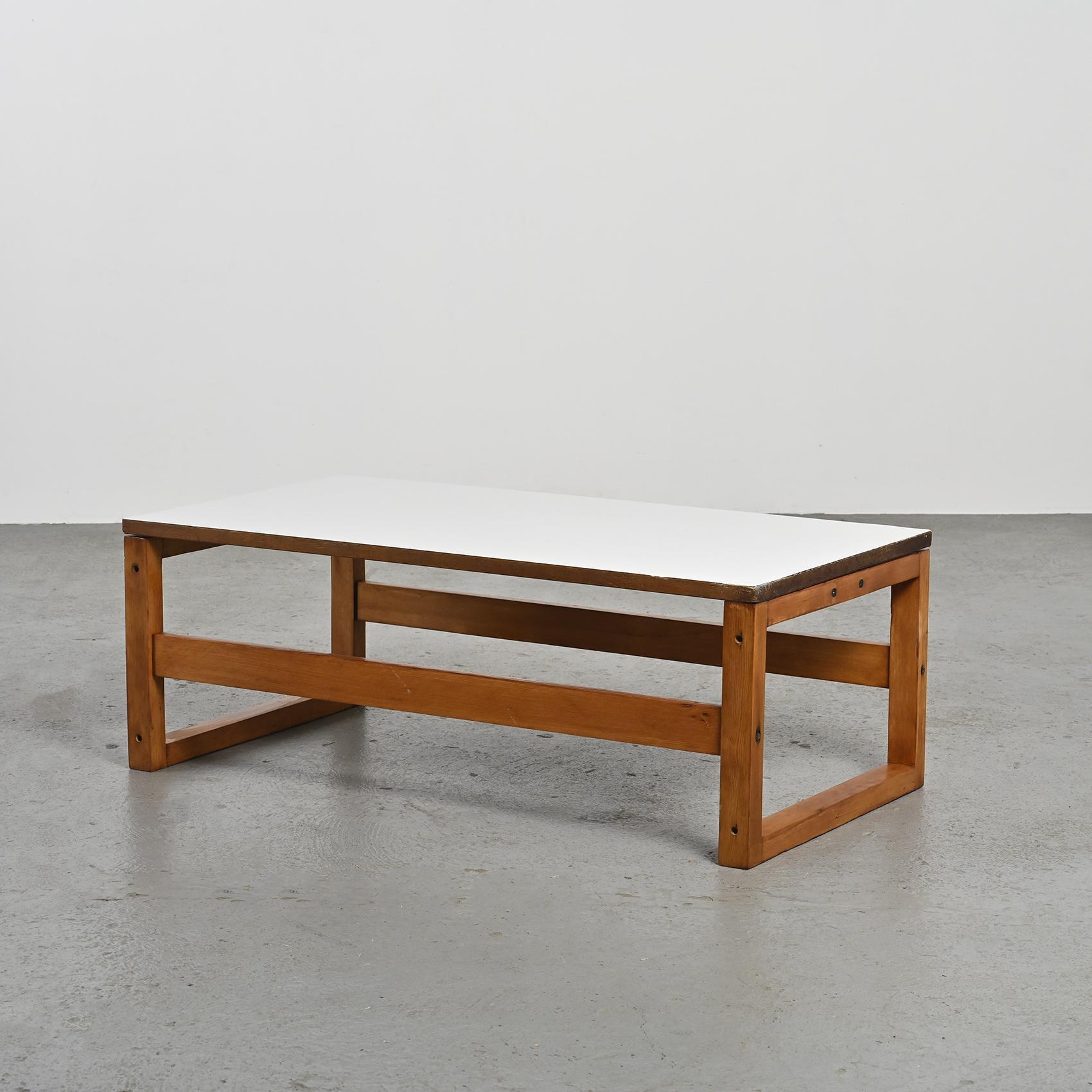 Table modulaire de Pierre Guariche pour la Plagne, vers 1968 6