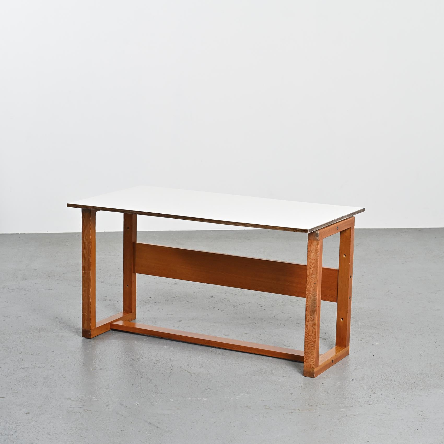 20th Century A Modular Table by Pierre Guariche for la Plagne, circa 1968