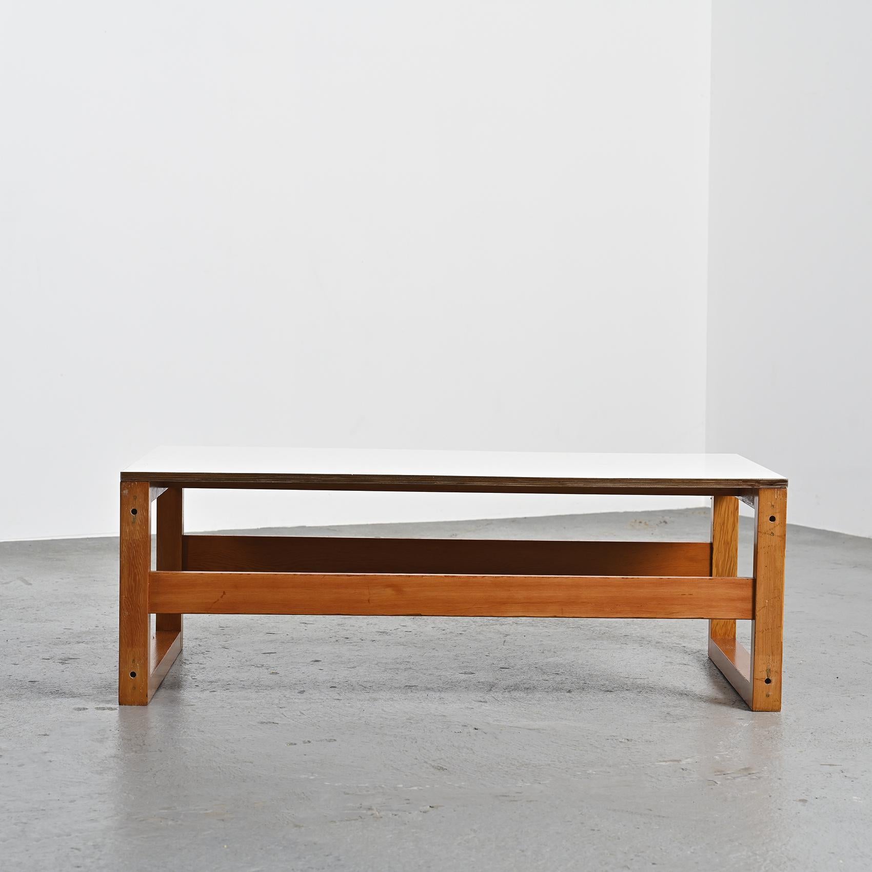 A Modular Table by Pierre Guariche for la Plagne, circa 1968 For Sale 1