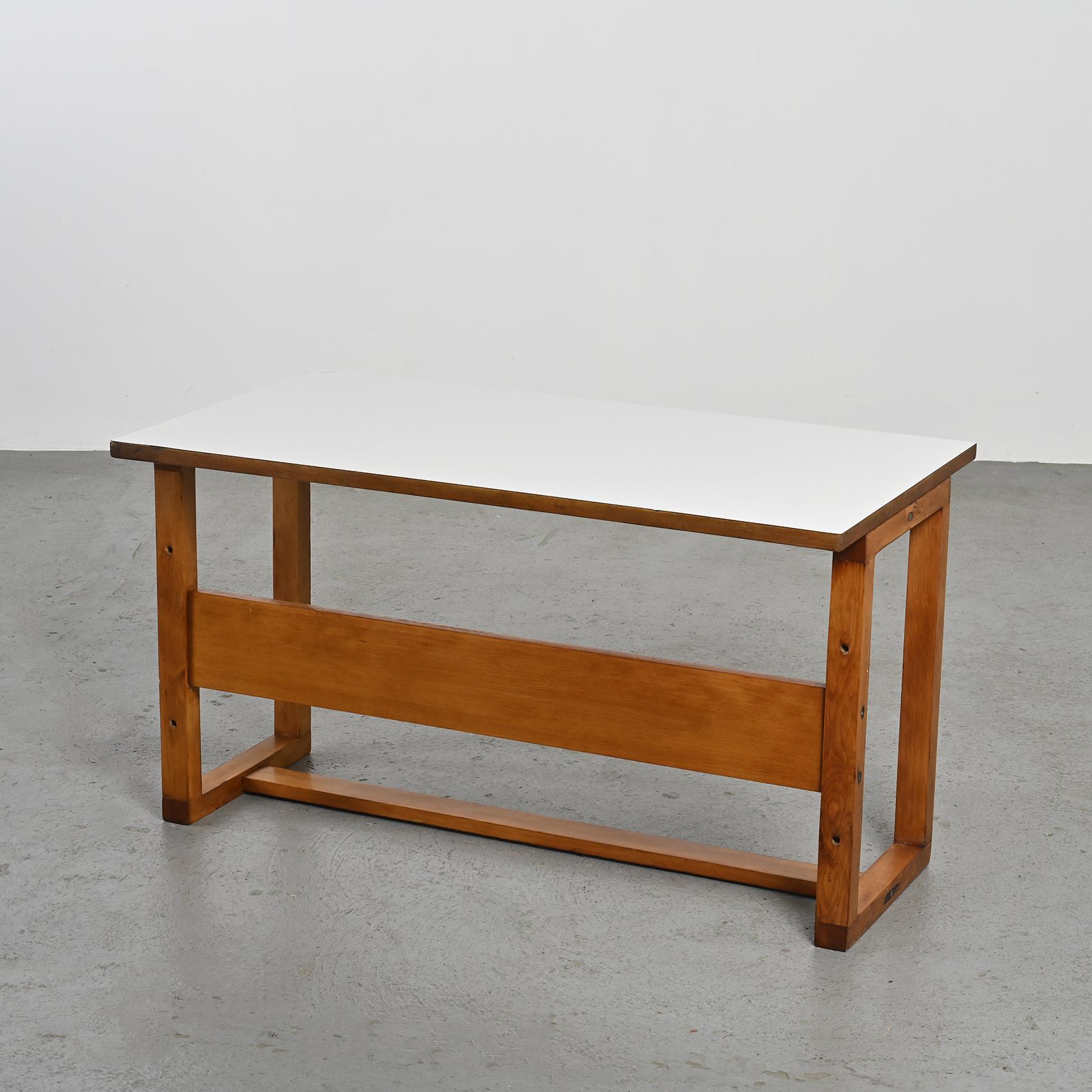 Table modulaire de Pierre Guariche pour la Plagne, vers 1968 2
