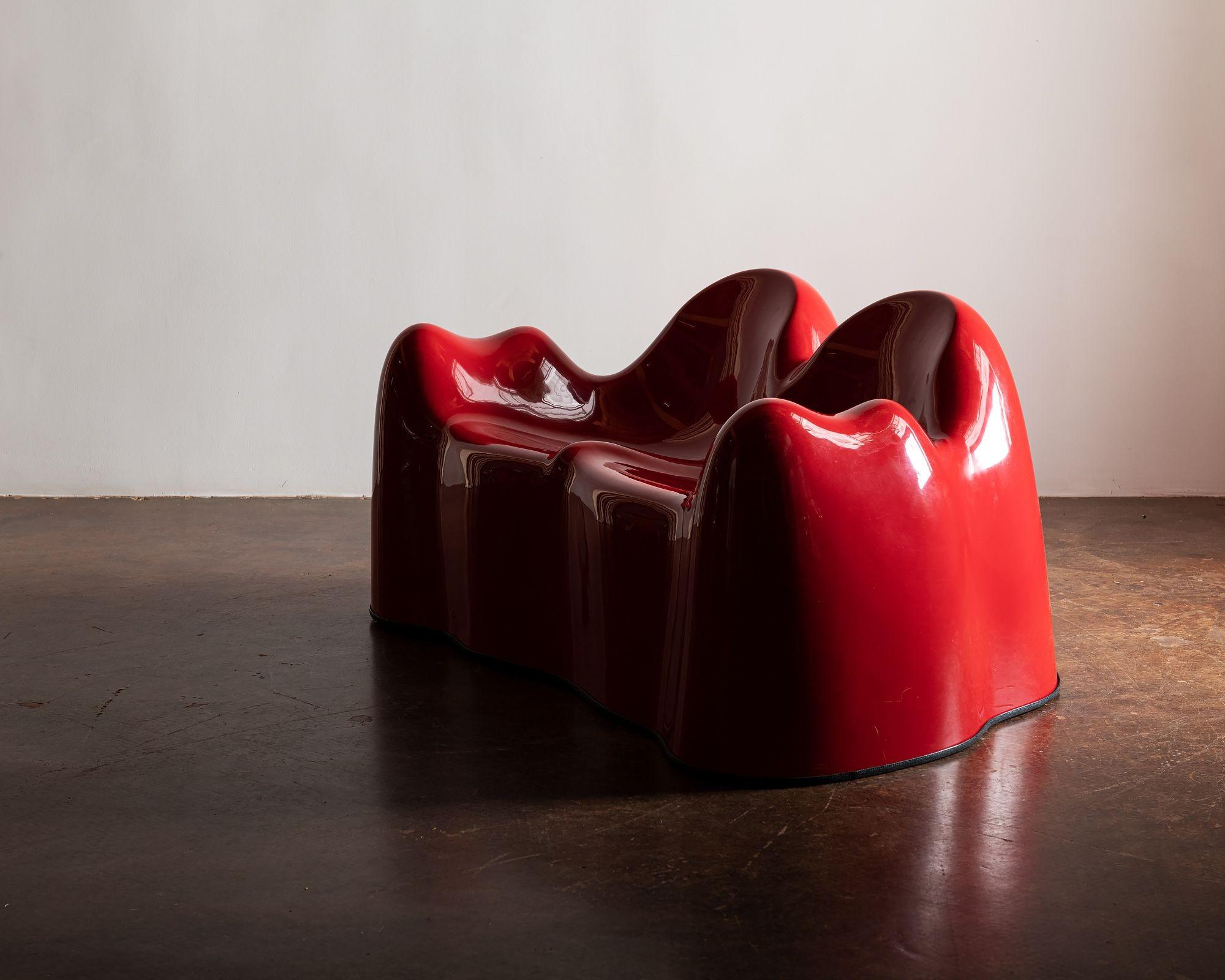 Molar Group Settee by Wendell Castle for Beylerian Ltd, United States, 1960s For Sale 2