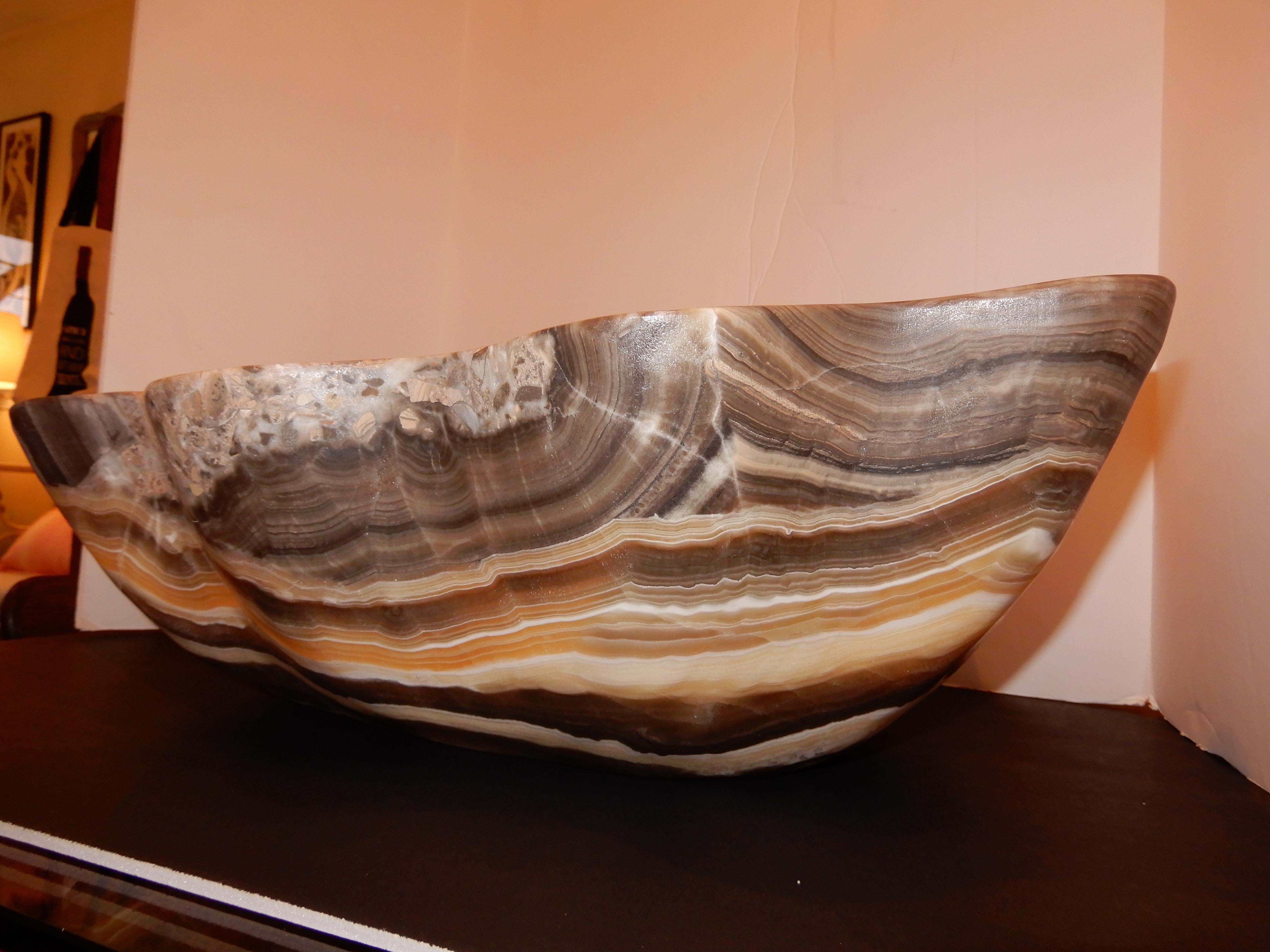 Monumental Artisan Crafted Onyx Bowl or Vessel In Excellent Condition In Bellport, NY