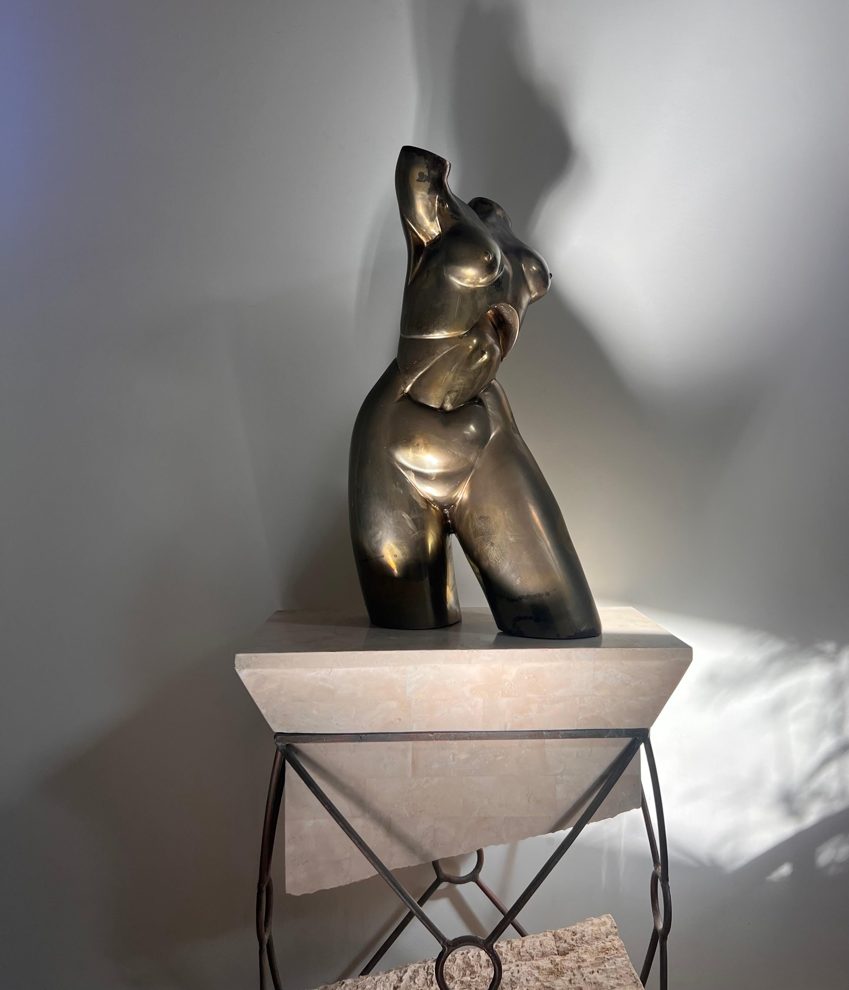 A monumental bronze female nude sculpture by Somchai, circa 1970 For Sale 5