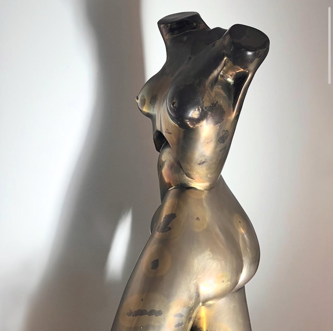 Post-Modern A monumental bronze female nude sculpture by Somchai, circa 1970 For Sale