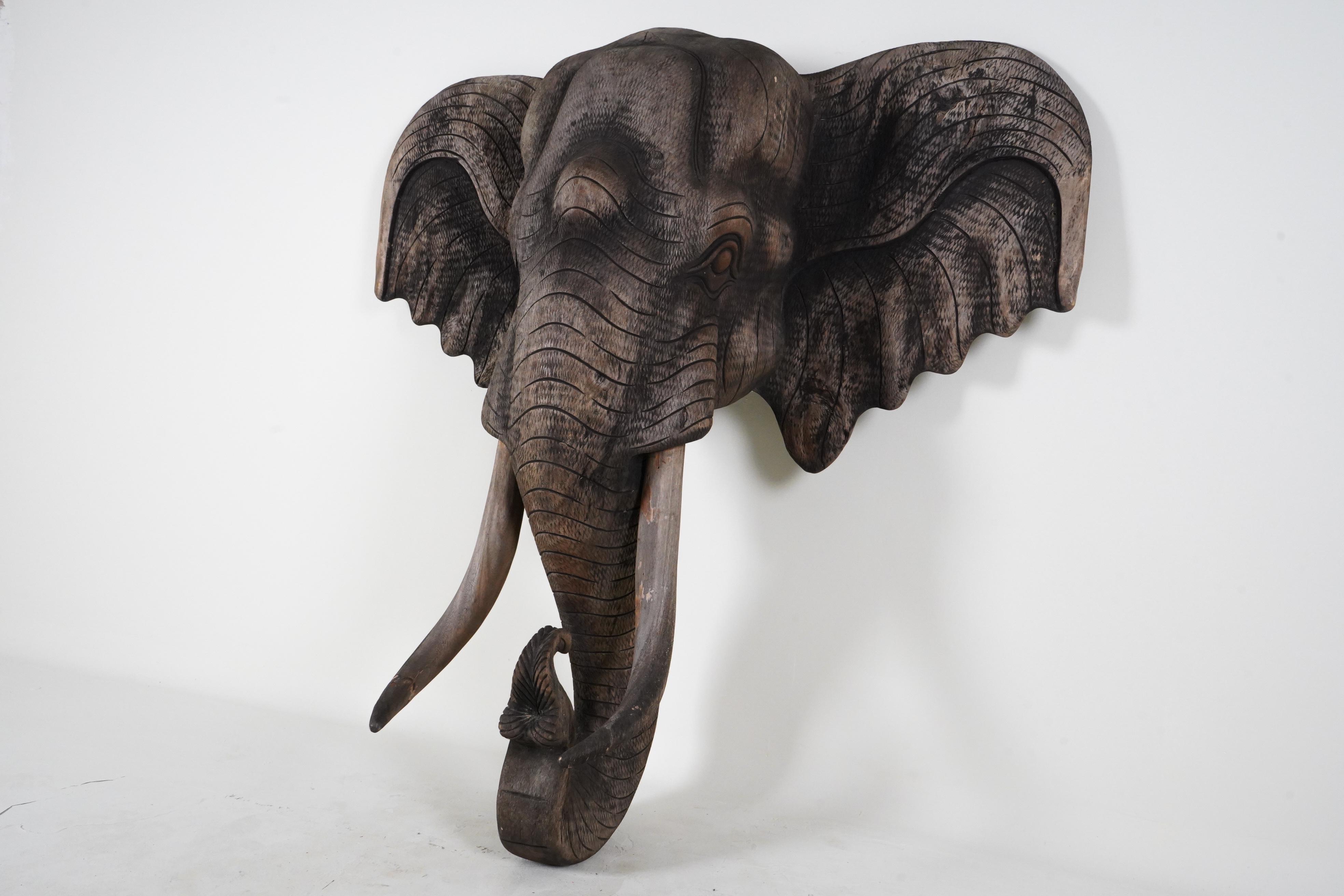A Monumental Carved Wood Elephant Head In Good Condition In Chicago, IL