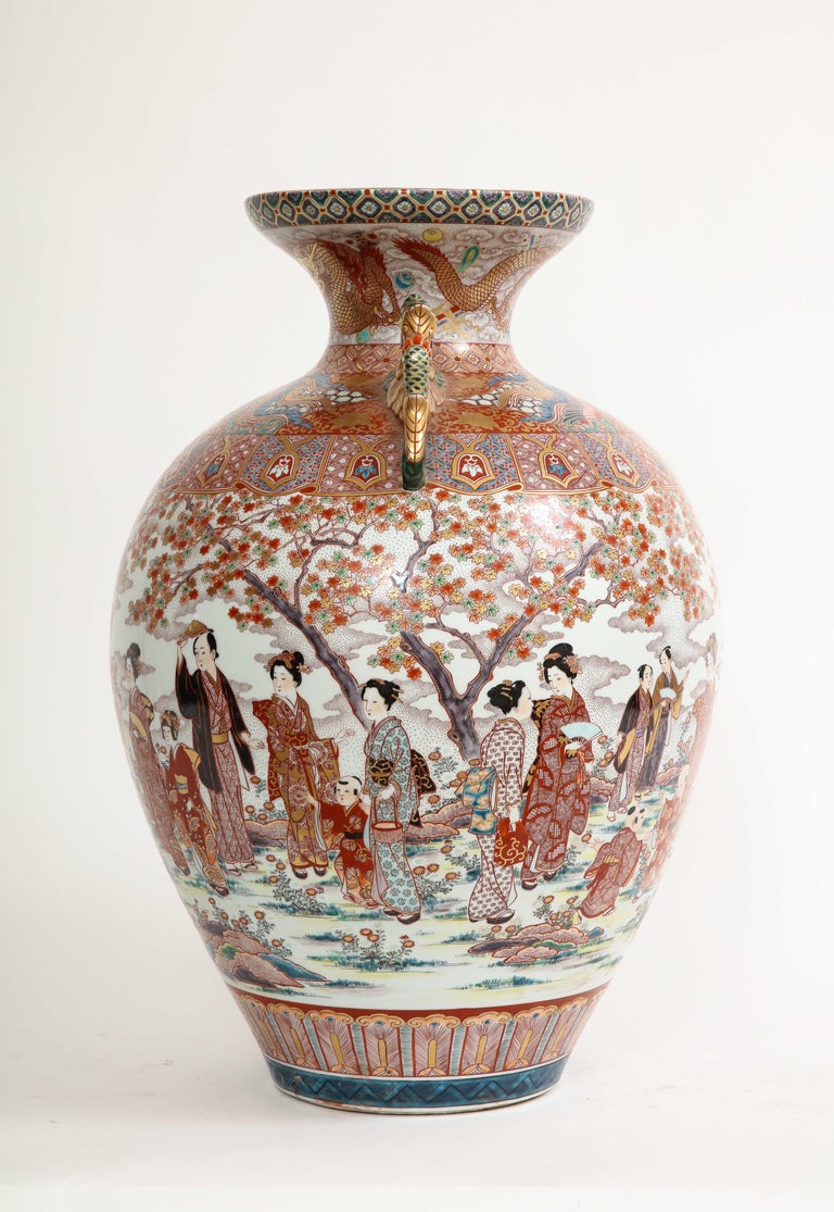 Monumental Japanese Kutani Porcelain Vase, Meiji/Taisho Period, Signed For Sale 1