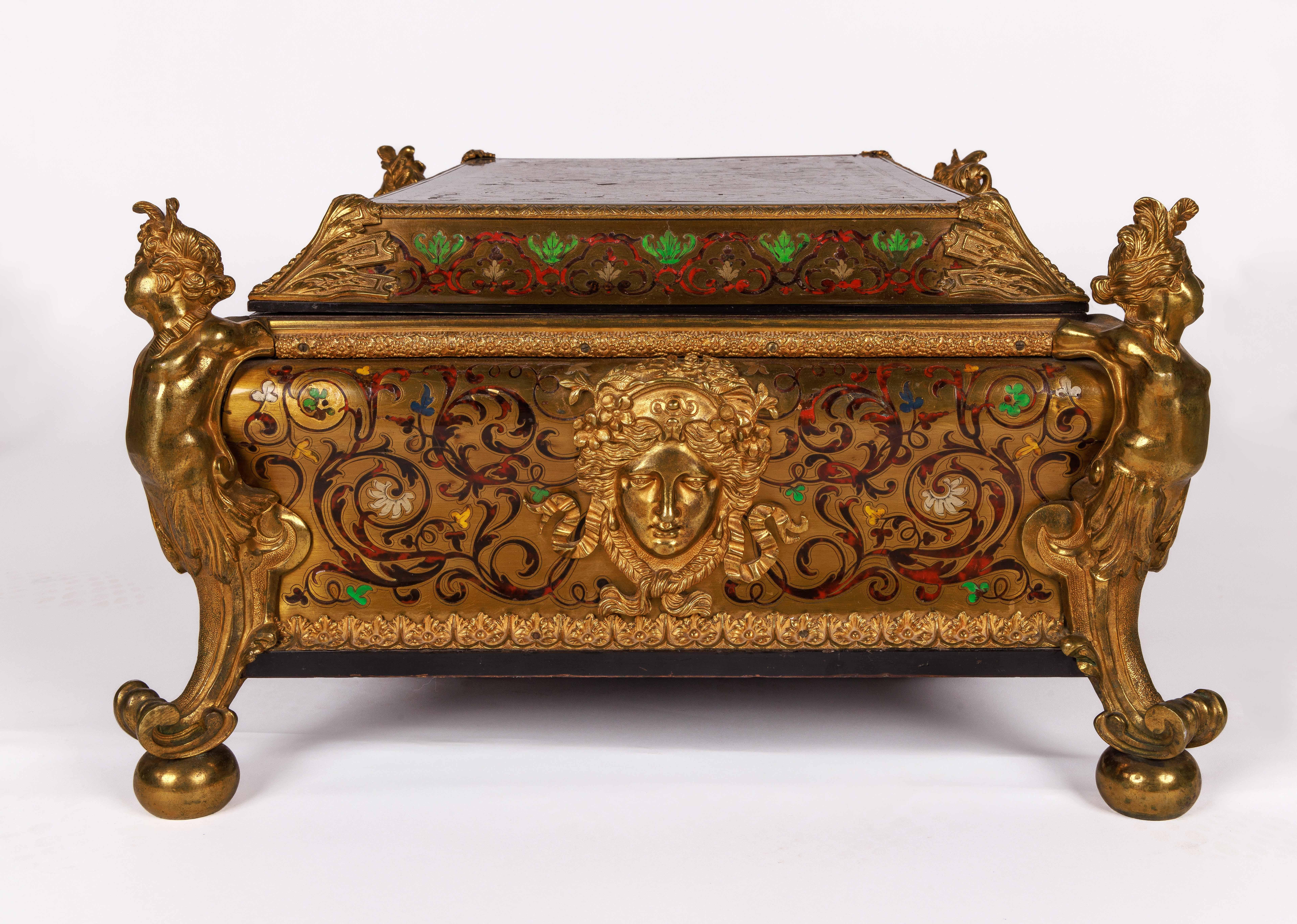 Boîte à coffret monumentale de style Louis XIV en marqueterie de Boulle montée sur bronze doré en vente 3