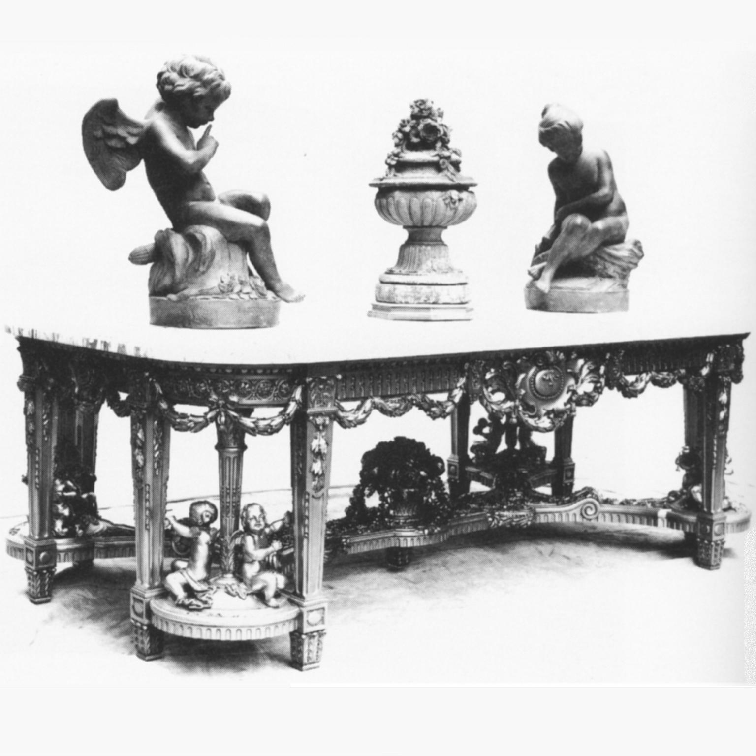 Monumentale table centrale en bois doré de style Louis XVI par François Linke, vers 1914 en vente 4