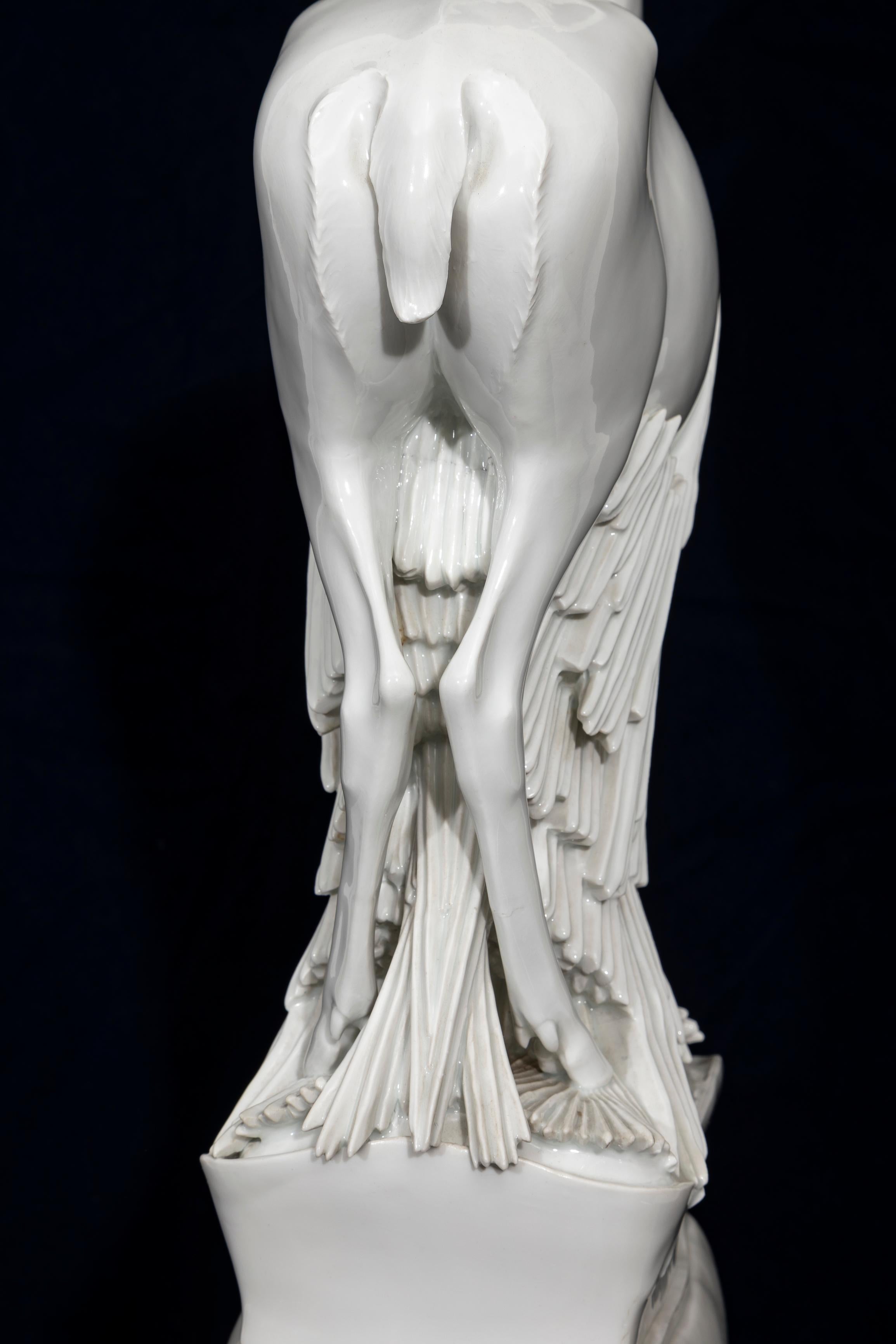 Modèle monumental d'un cerf en porcelaine de Meissen Blanc de Chine de Max Esser en vente 9