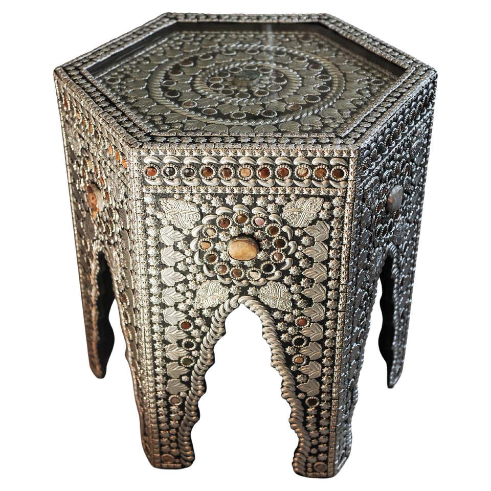 Islamic Tables - 33 For Sale at 1stDibs | islamic dining table, muslim ...