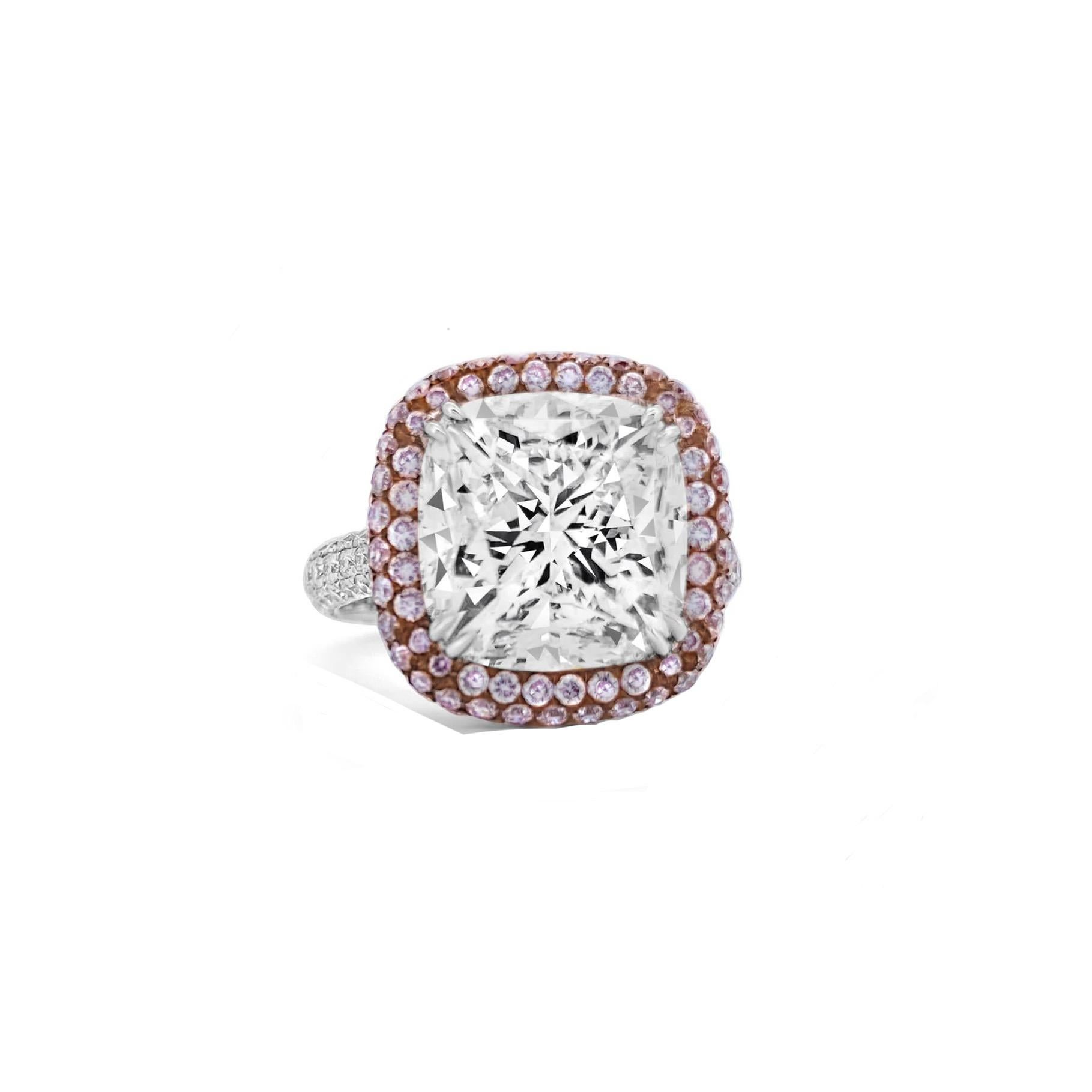 A MORCHA 6.5ct Cushion Diamond Ring Set with Fancy Pink Diamonds For Sale