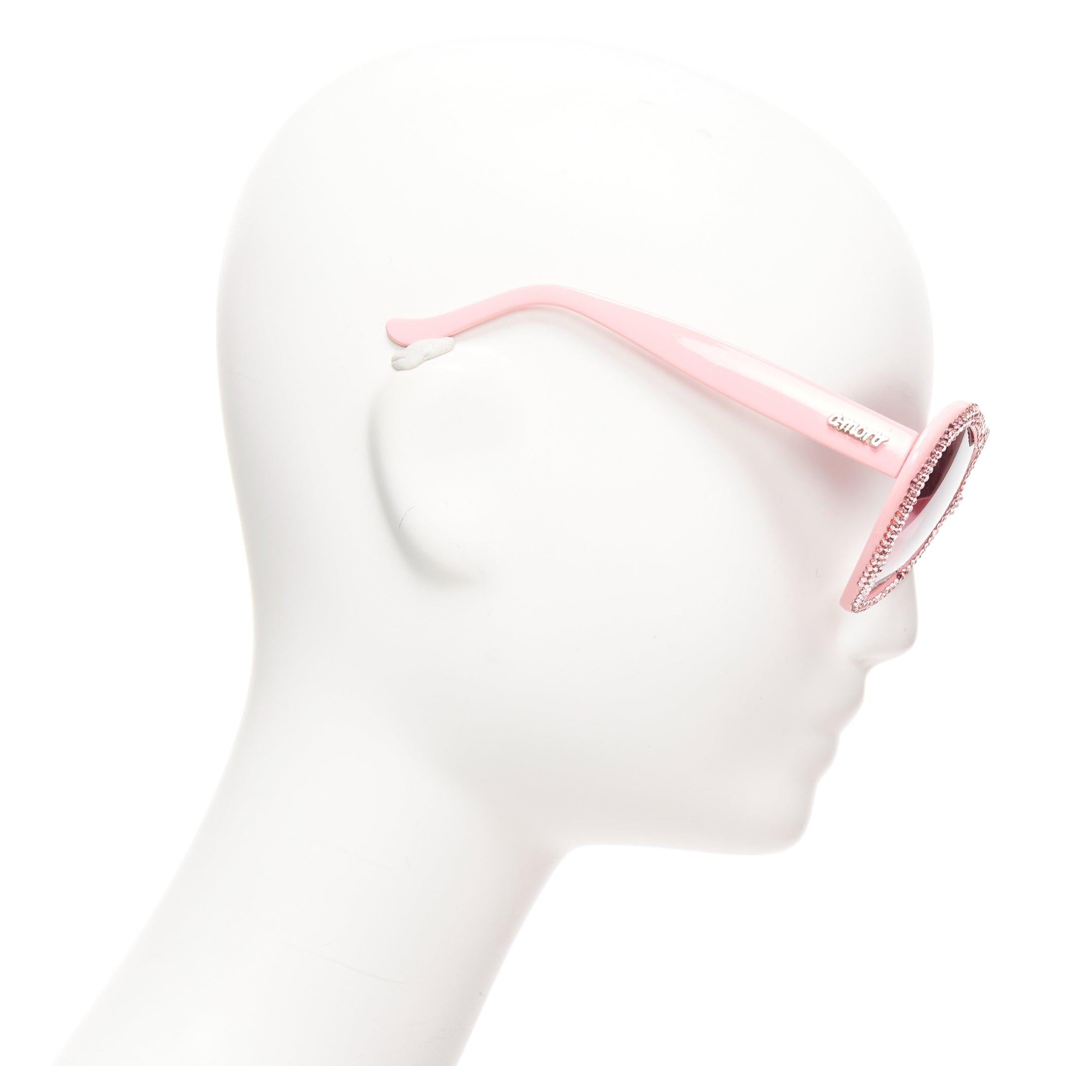 A-MORIR pink crystal encrusted heart shape silver logo sunglaseses In Excellent Condition For Sale In Hong Kong, NT