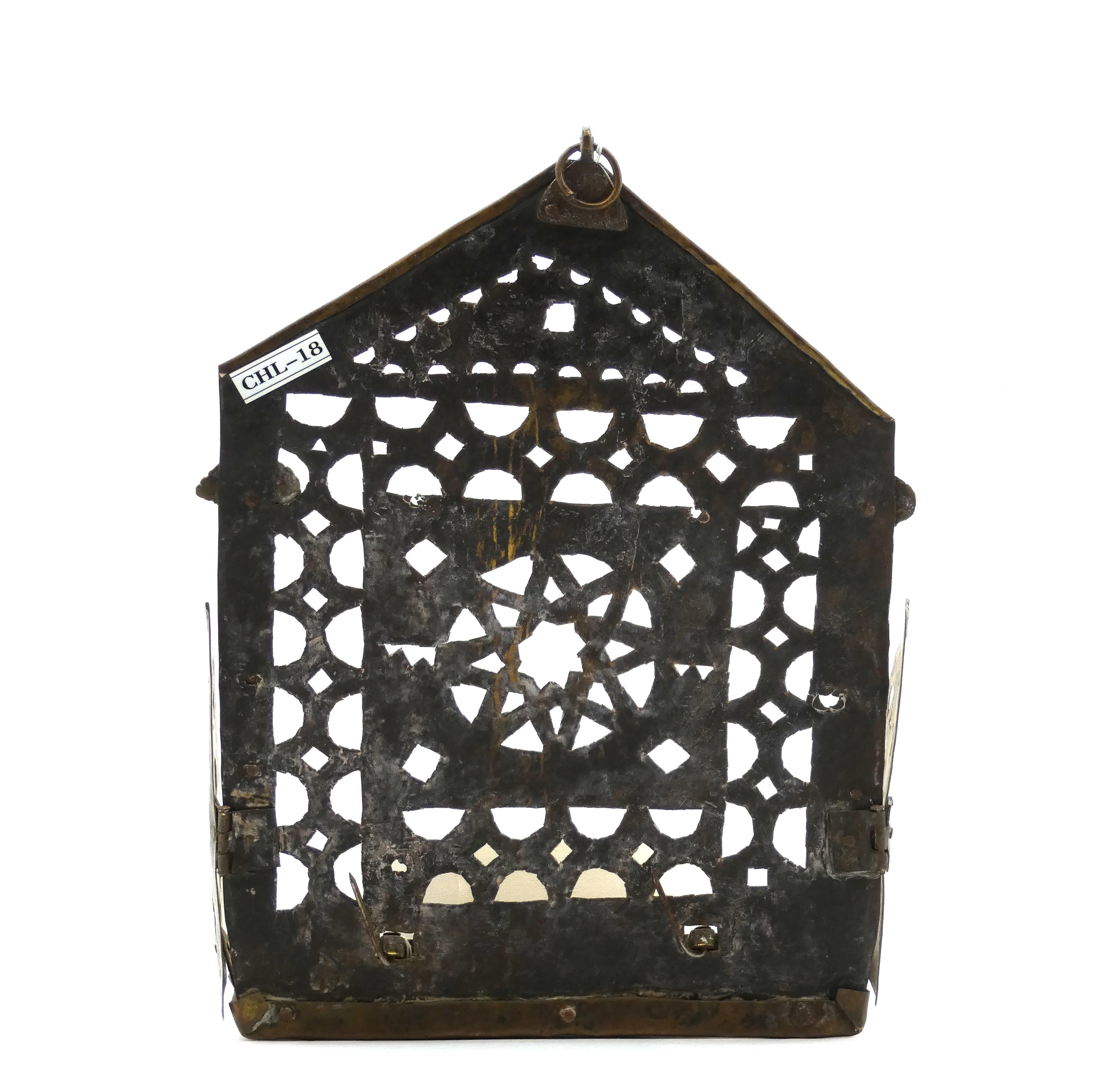 Lampada Hanukkah marocchina in ottone, circa 1900 In condizioni buone in vendita a New York, NY