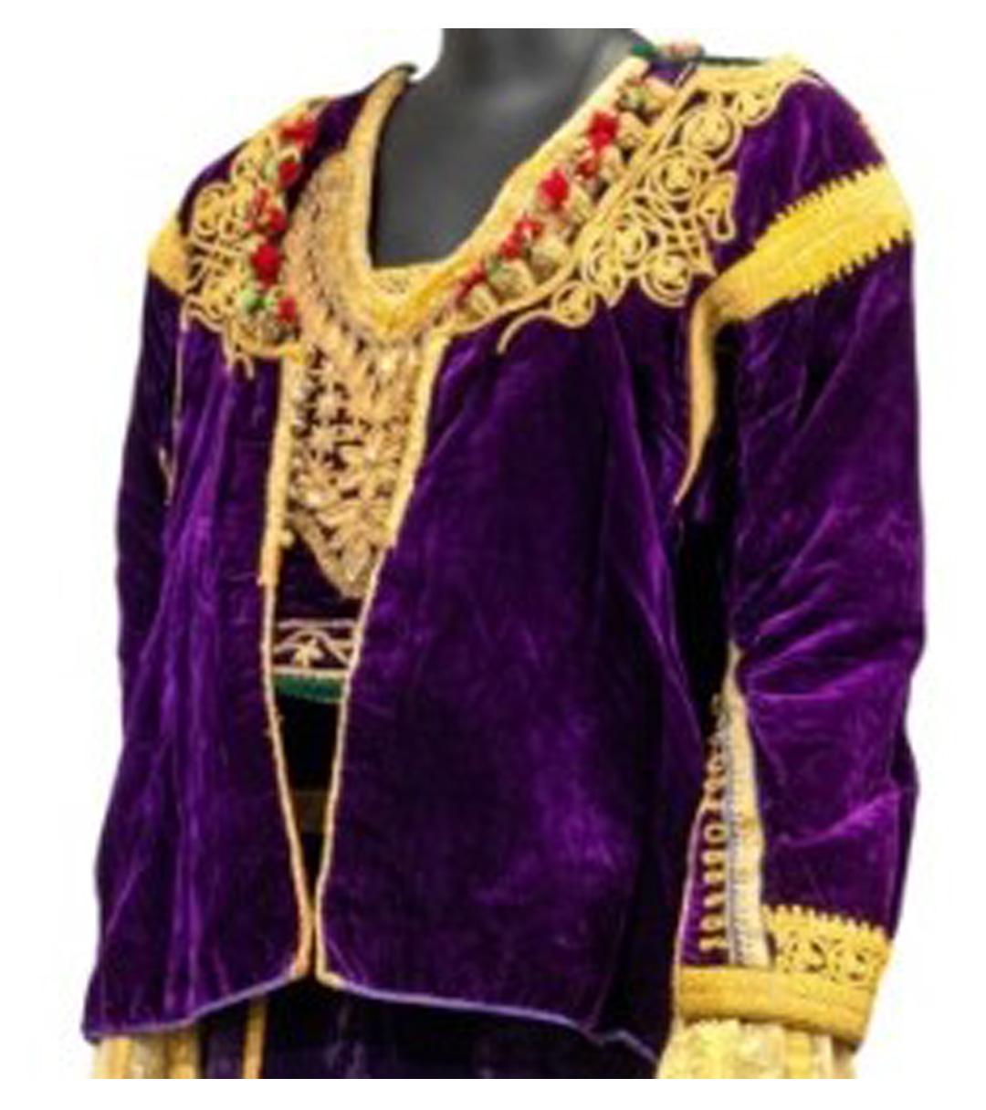 The Berberisca dress, also known as the Grand Costume (el-keswa el-kbira), is an elaborate bridal costume worn by a Moroccan Jewish woman. Traditionally, a father gifts his daughter a Berberisca dress for her wedding.

The Grand Costume consists of