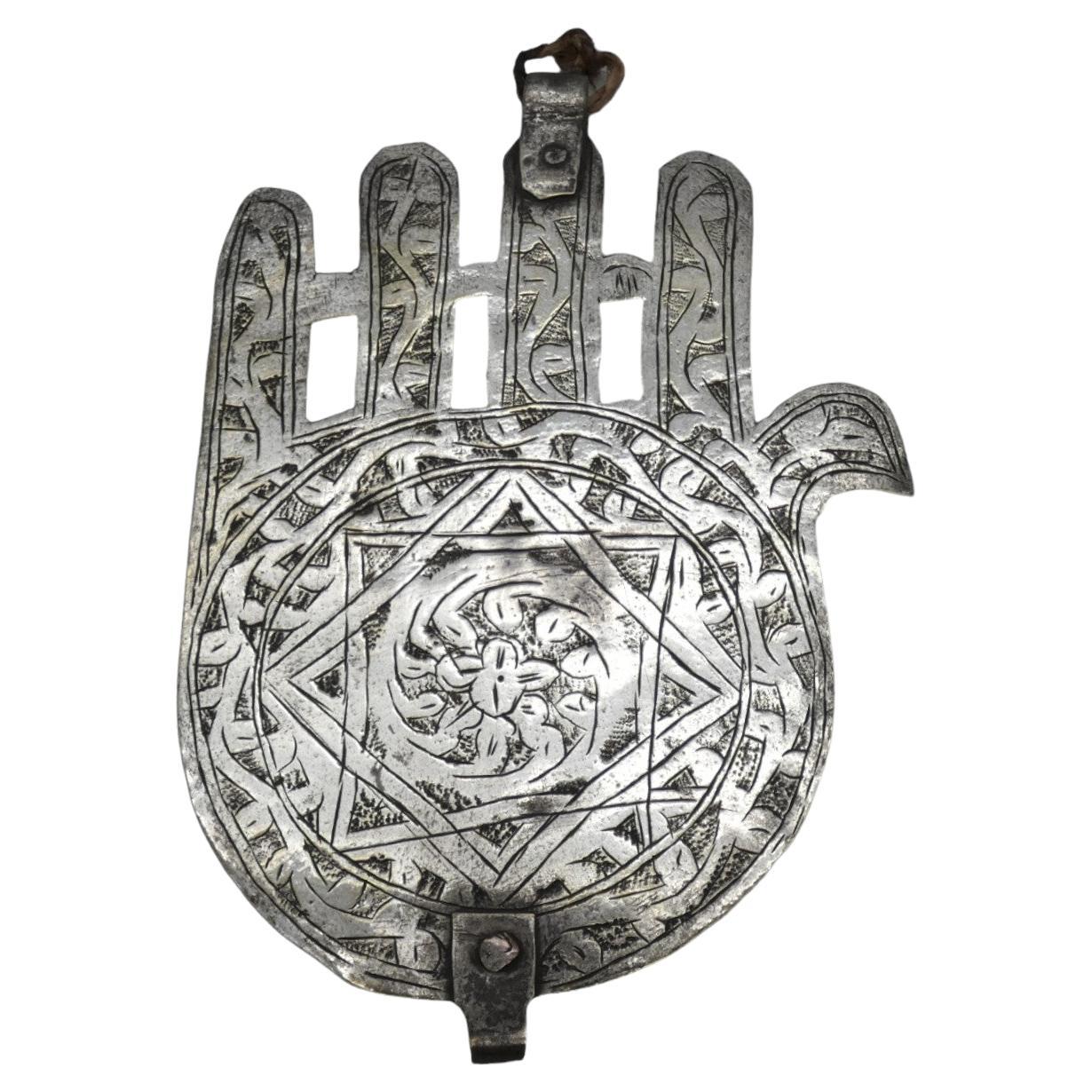Hamsa aus Morrocan-Silber, um 1900 im Angebot