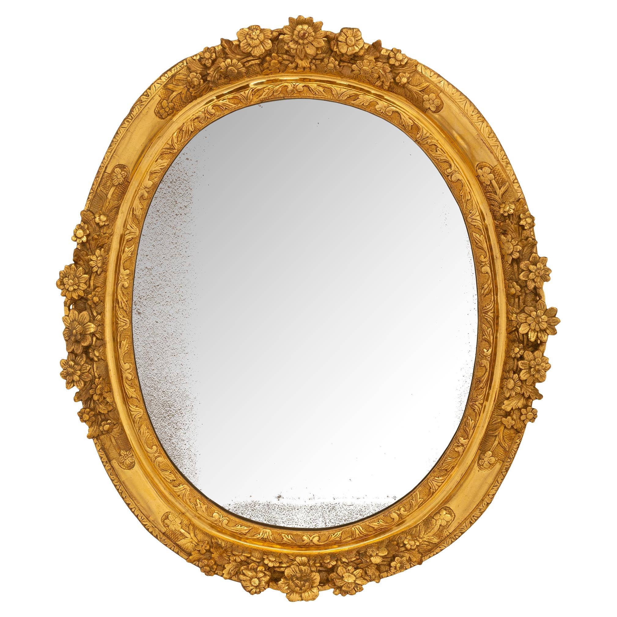 A most attractive French early 18th century Louis XIV Period Giltwood mirror For Sale