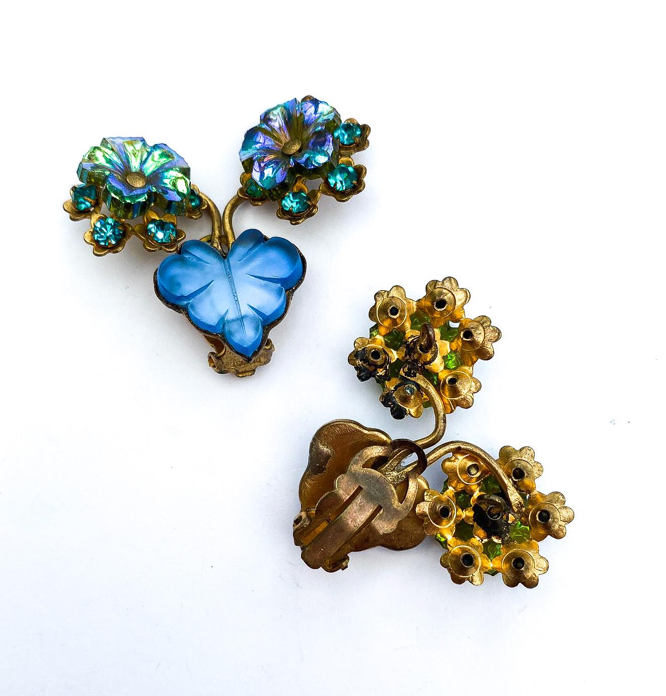 Women's A most unusual pair of glass and paste 'en tremblant' earrings, France, 1950s. For Sale