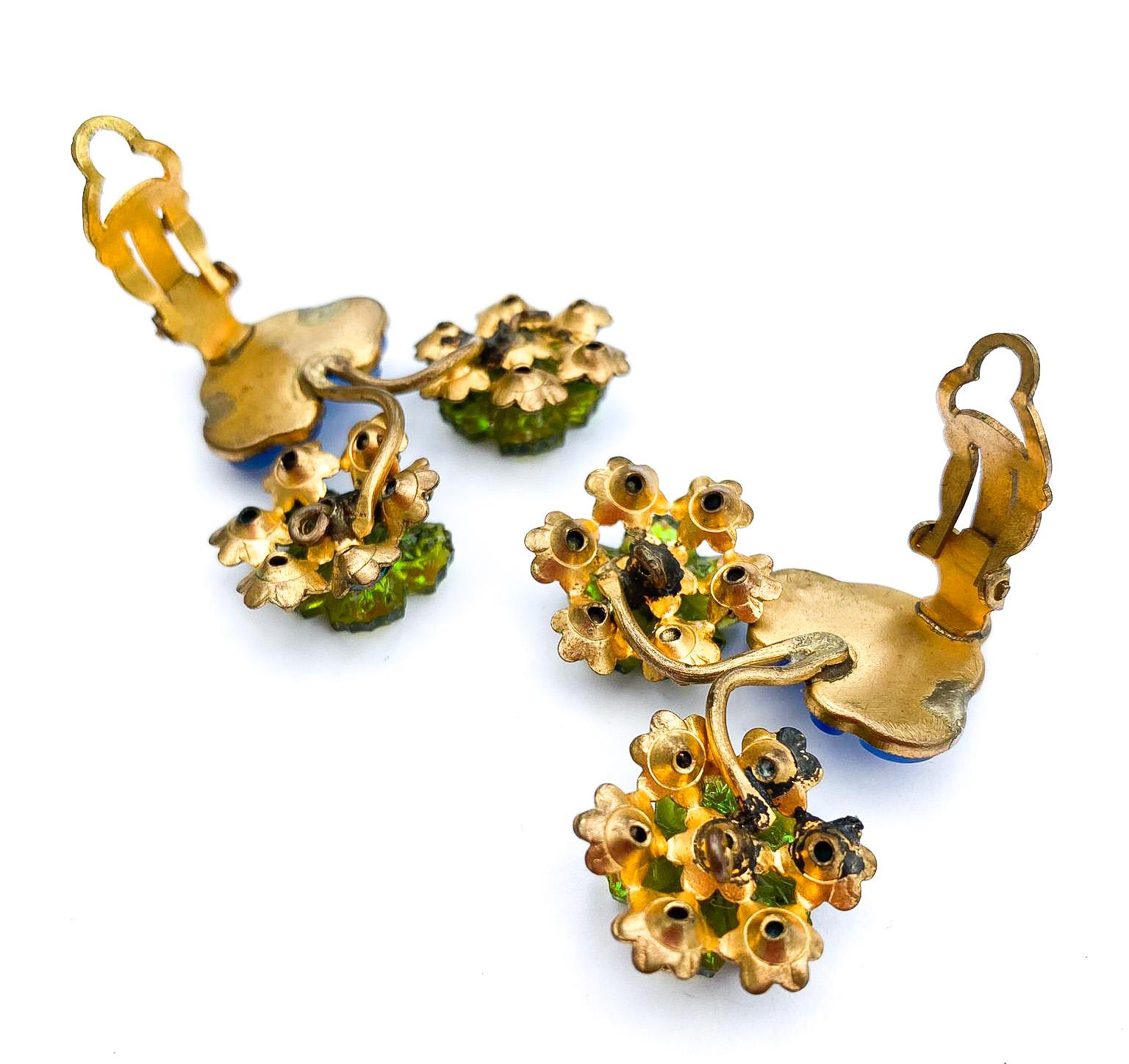 A most unusual pair of glass and paste 'en tremblant' earrings, France, 1950s. For Sale 5